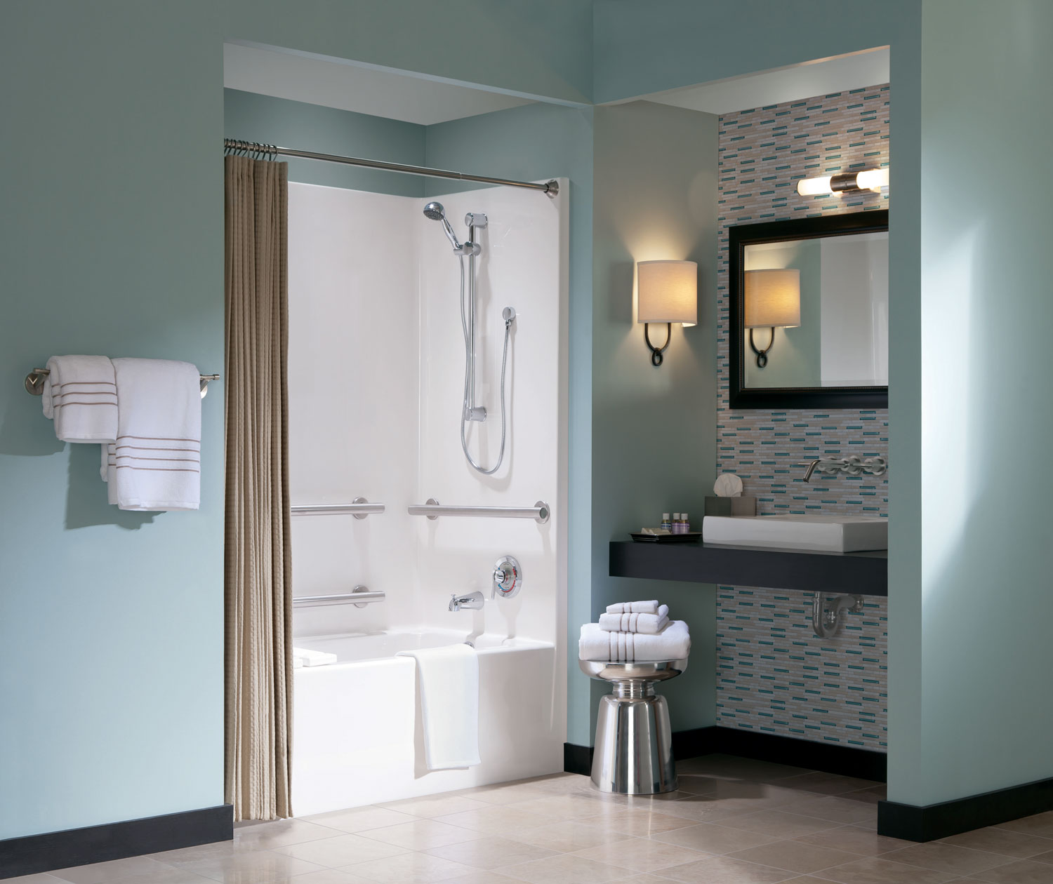 2603SMTE 60 x 32 AcrylX Alcove Right Hand Drain One-Piece Tub Shower in White view 2