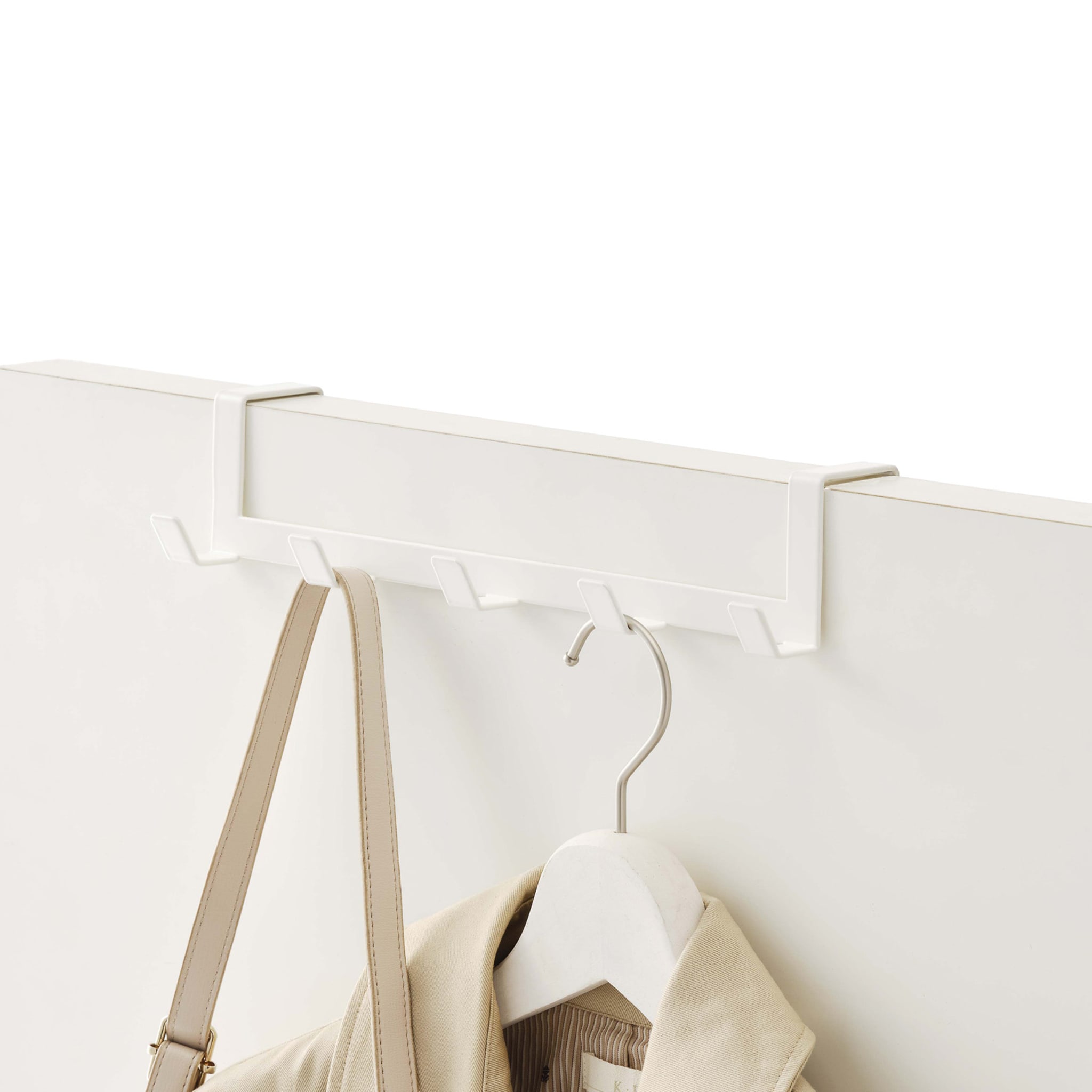 Over-The-Door Hooks : Quick Door Installation