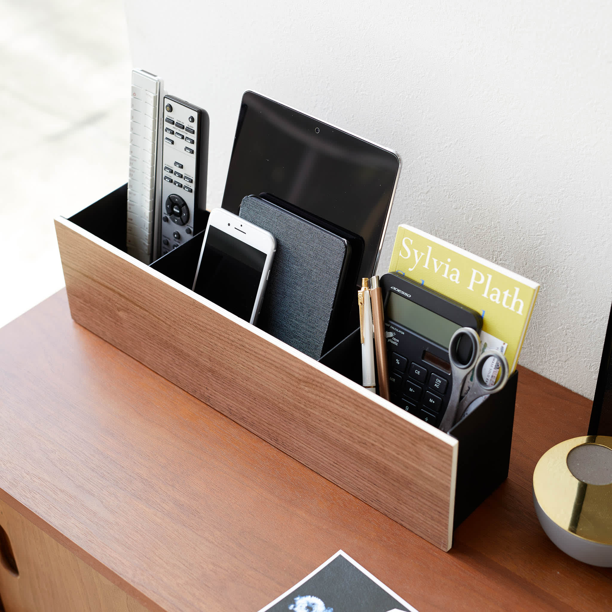 Wide Tabletop Organizer : Compact Design