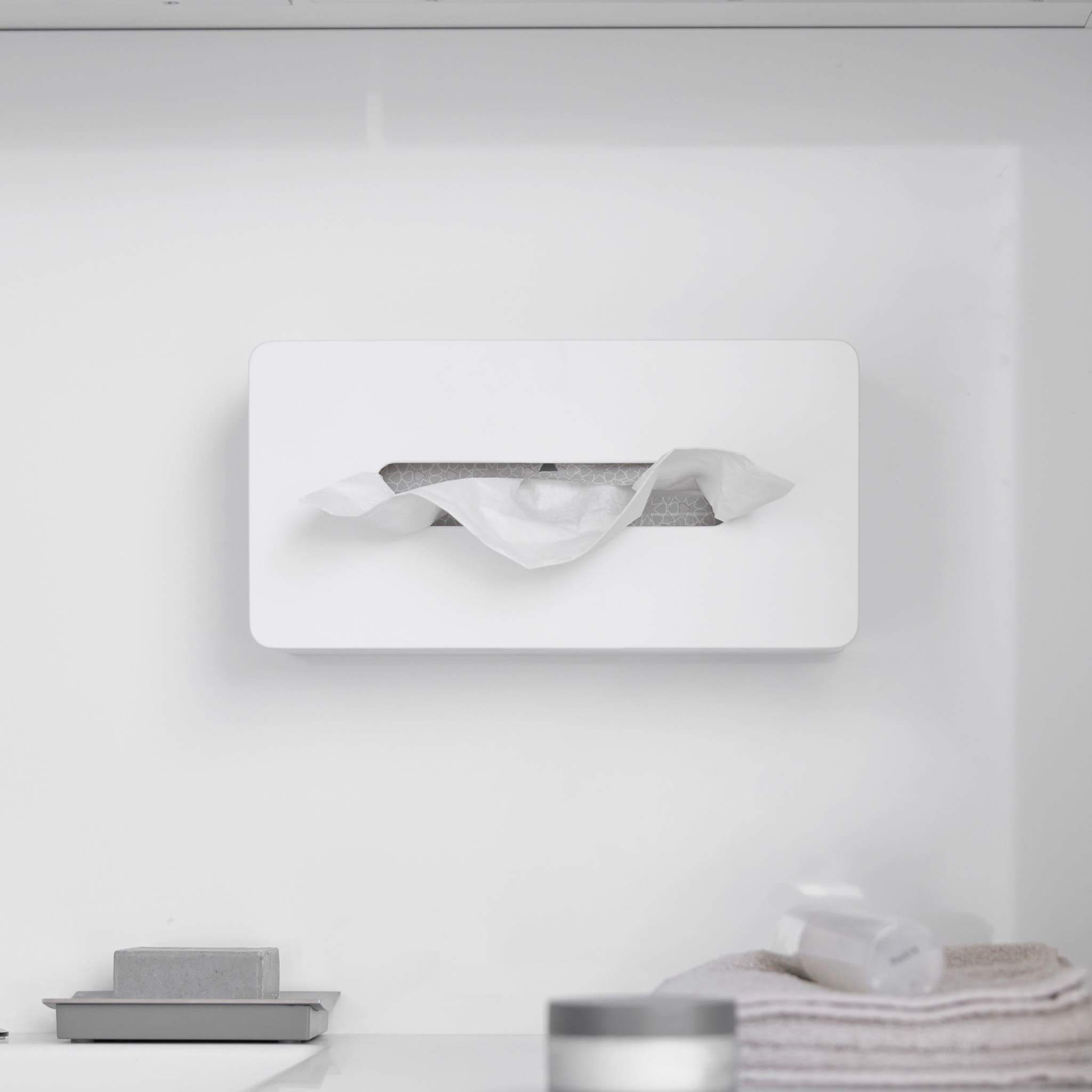 Film Hook Tissue Case : Floating Storage