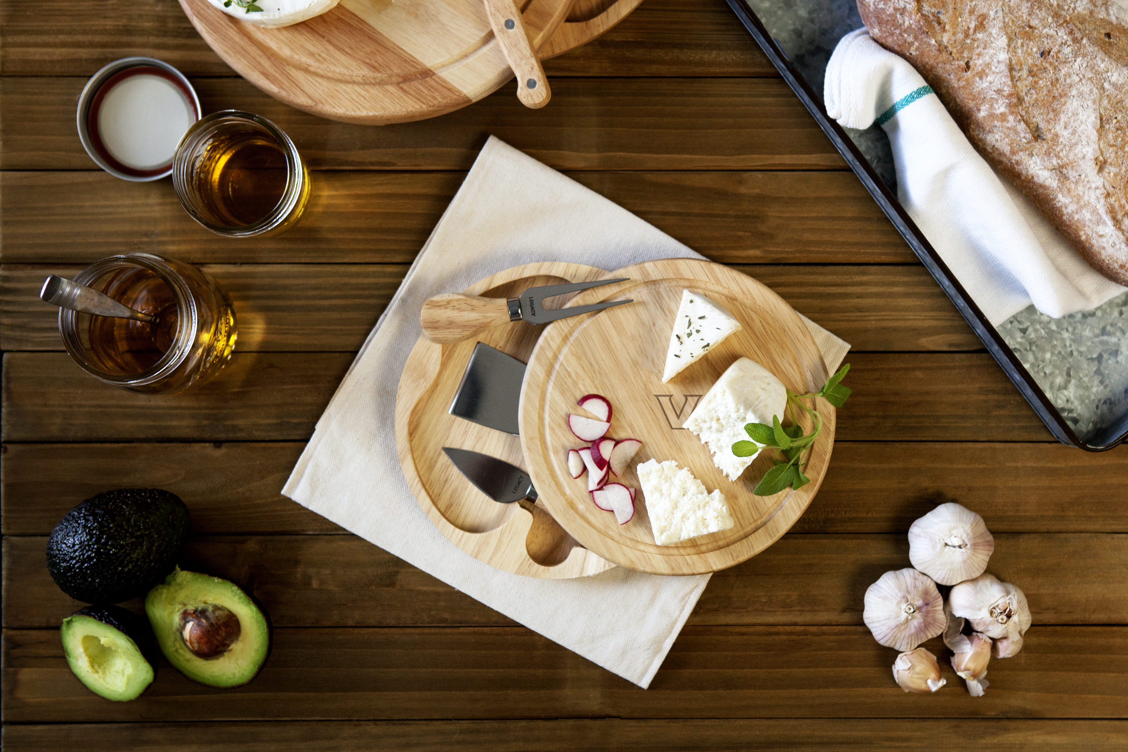 Vanderbilt Commodores - Brie Cheese Cutting Board & Tools Set