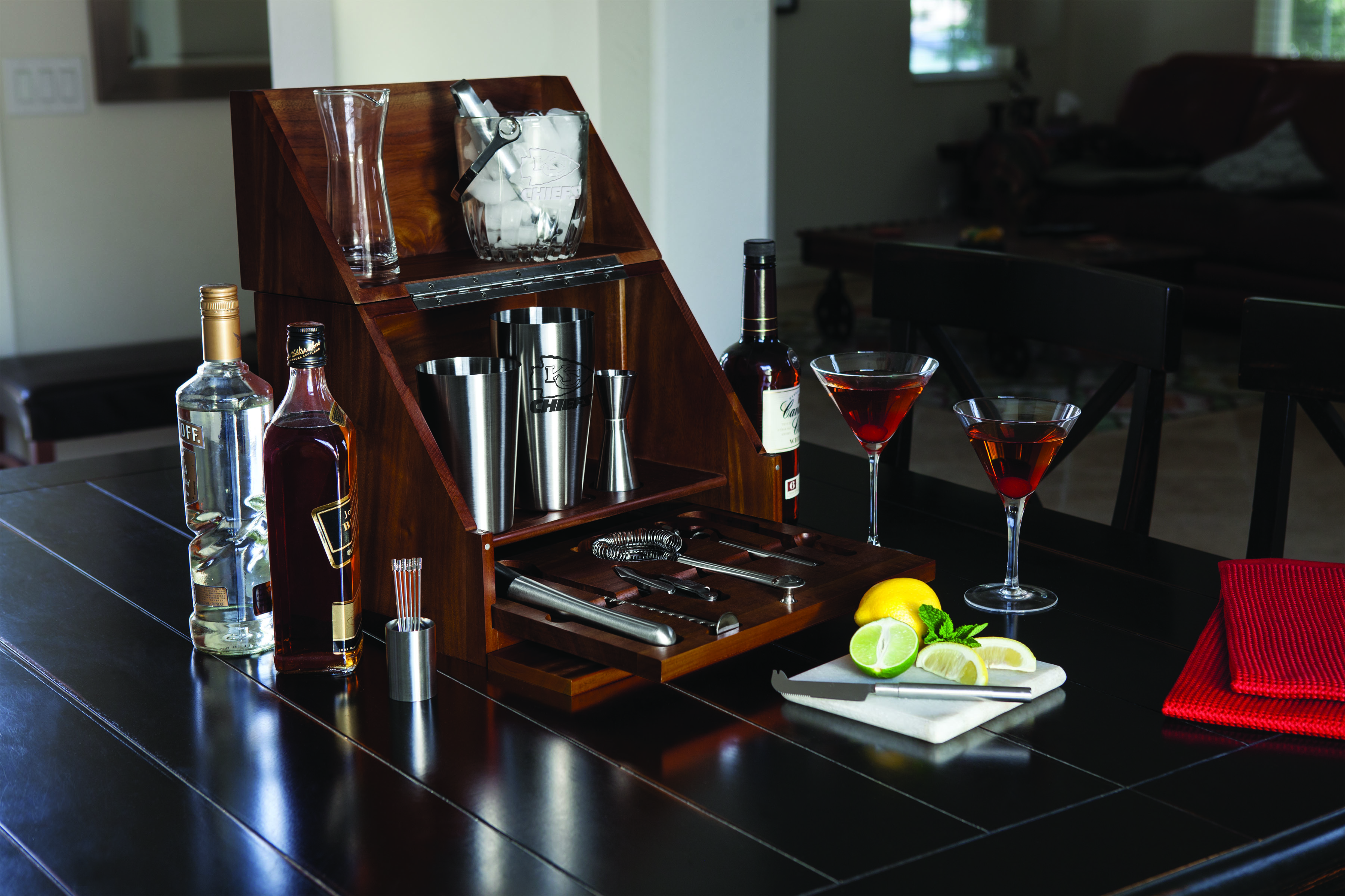 Kansas City Chiefs - Madison Acacia Tabletop Bar Set