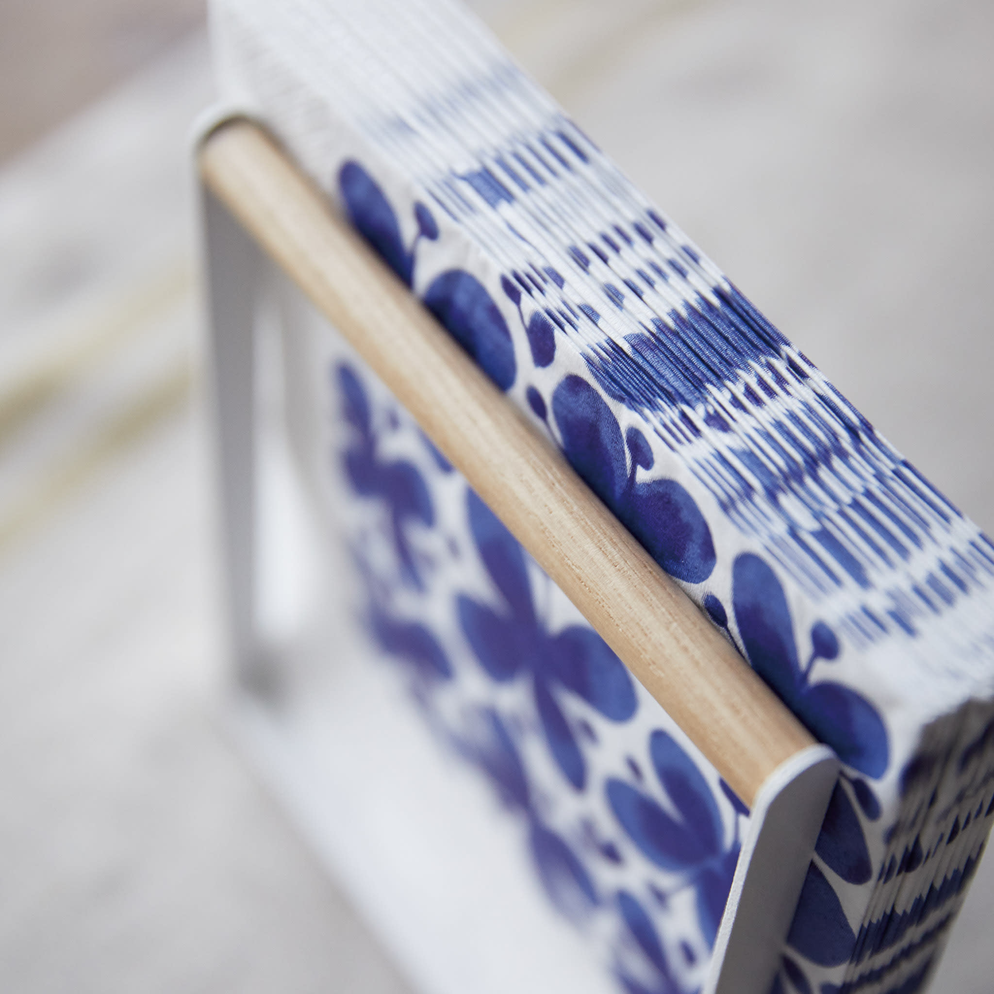 Napkin Holder : Stylish Wood-Steel Combination