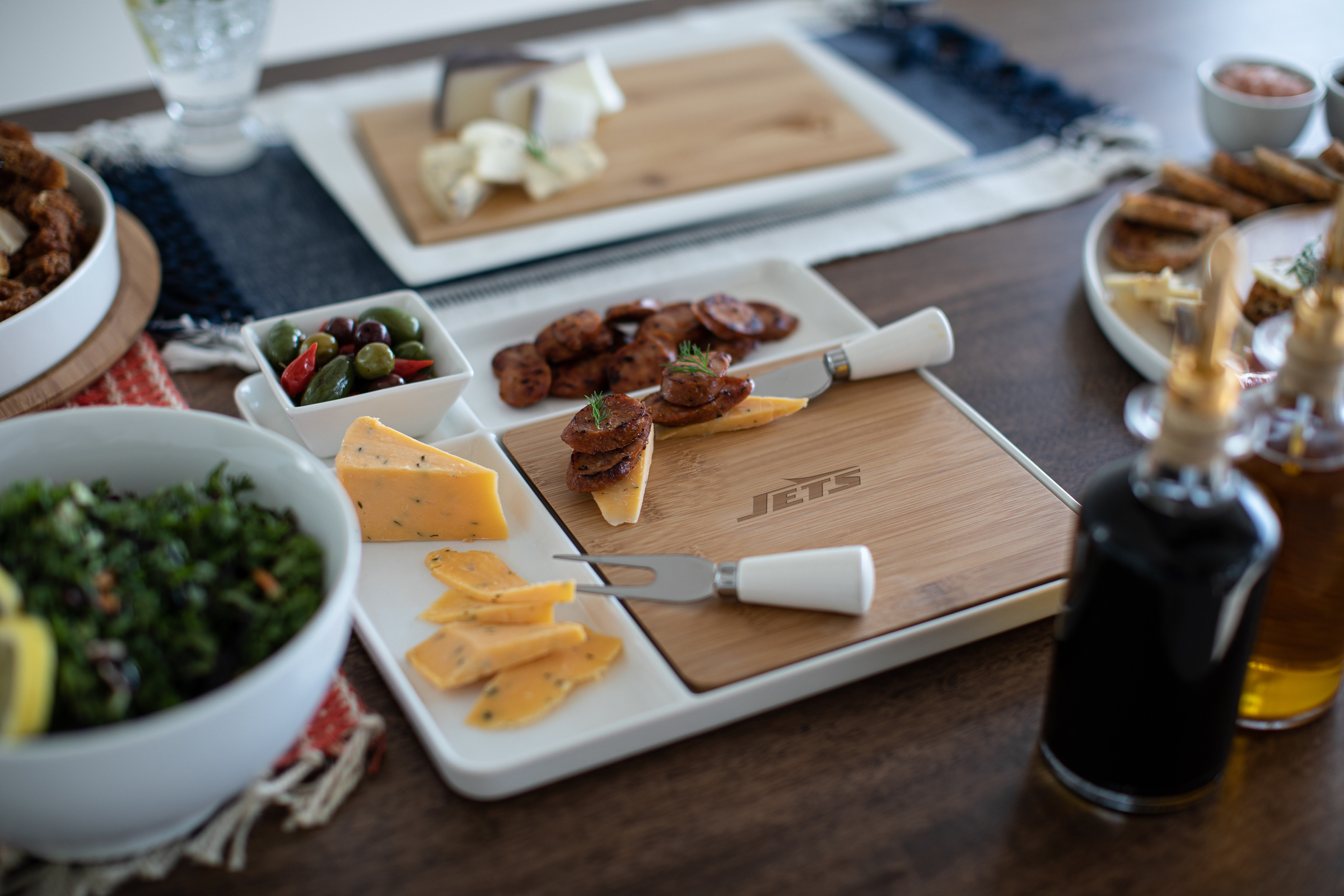 New York Jets - Peninsula Cutting Board & Serving Tray