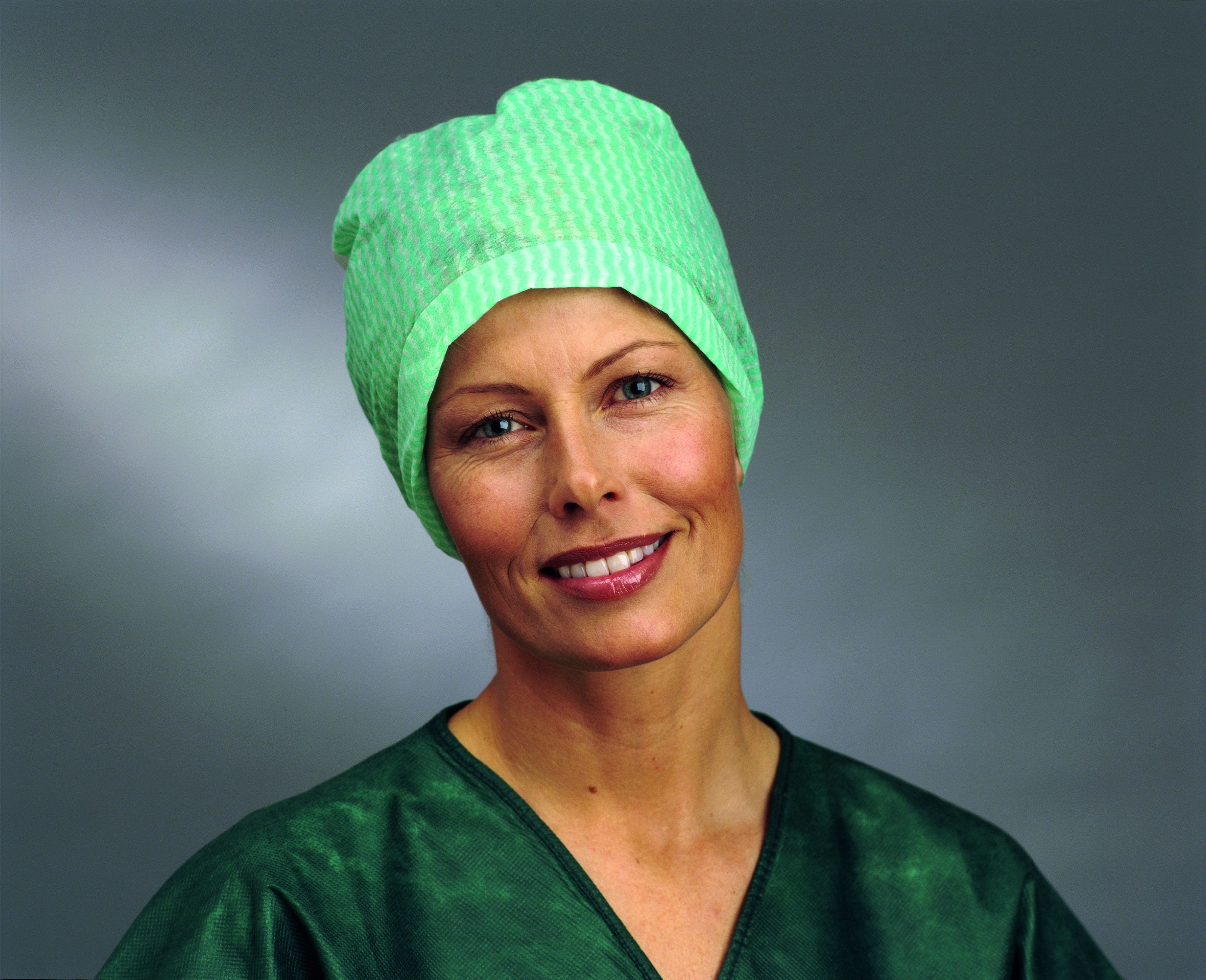 MOLNLYCKE BARRIER Surgical Cap - Green- 100/Box