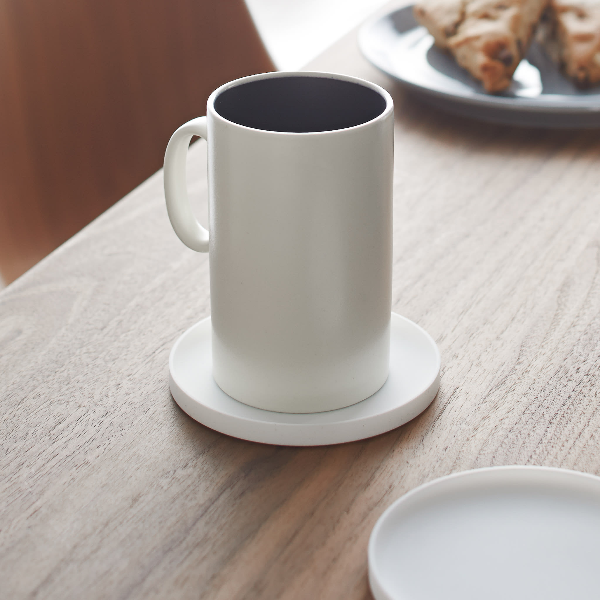 Silicone Coaster : Protects Surfaces