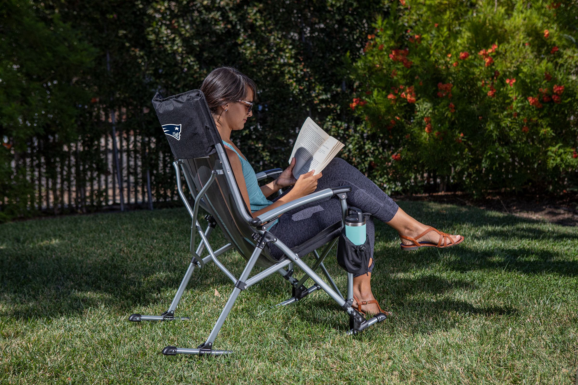 New England Patriots - Outdoor Rocking Camp Chair