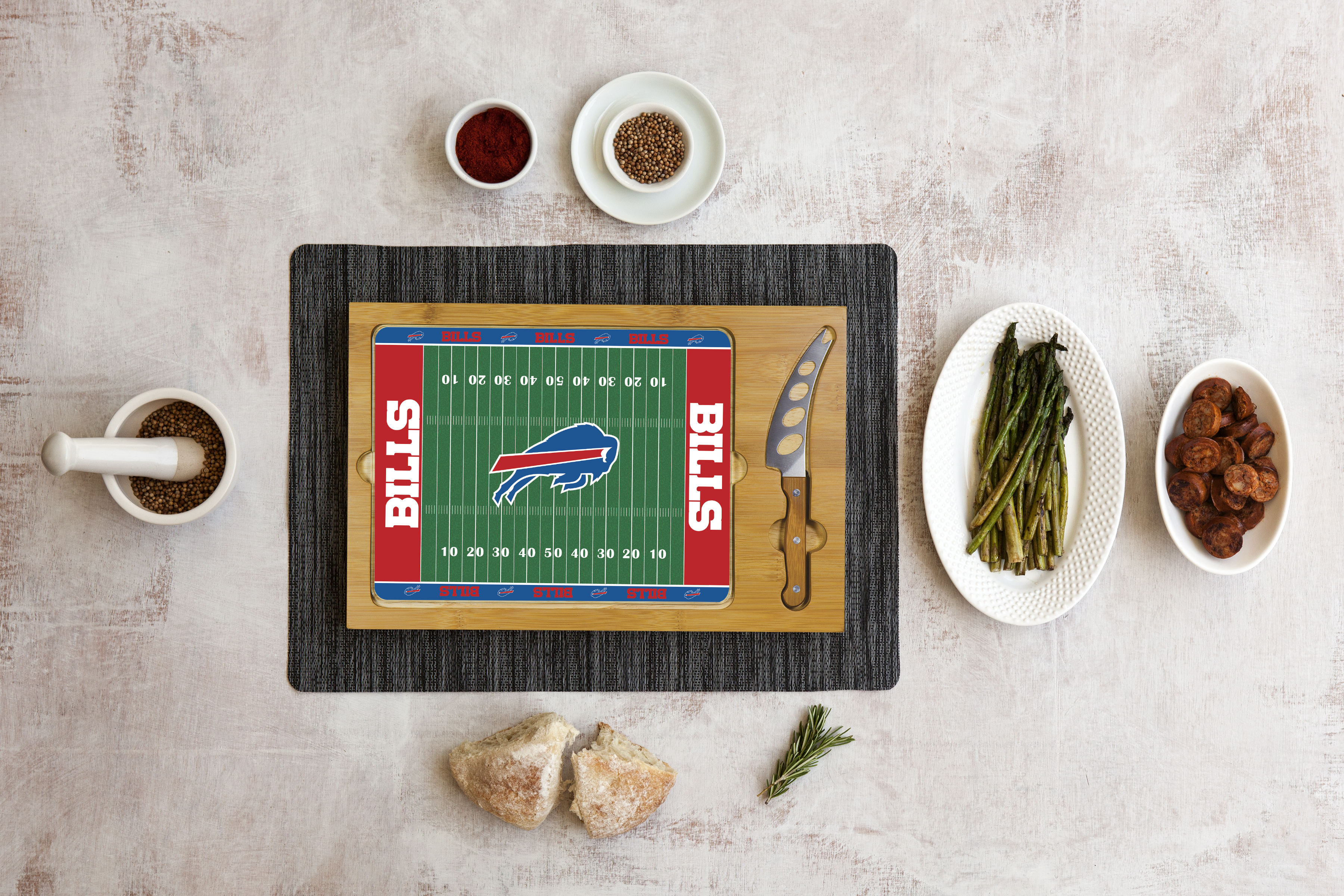 Football Field - Buffalo Bills - Icon Glass Top Cutting Board & Knife Set