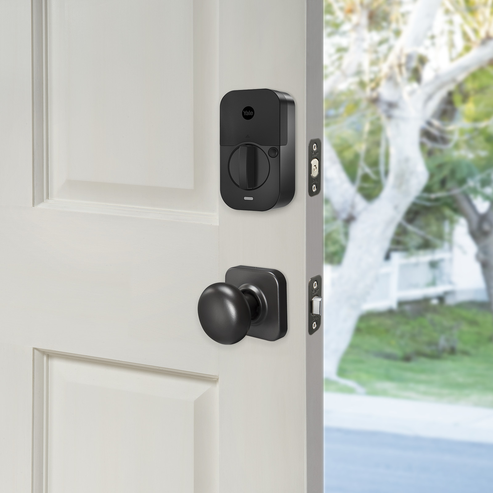 Yale Assure Lock 2 Key-Free Keypad with Bluetooth and Ridgefield Handle