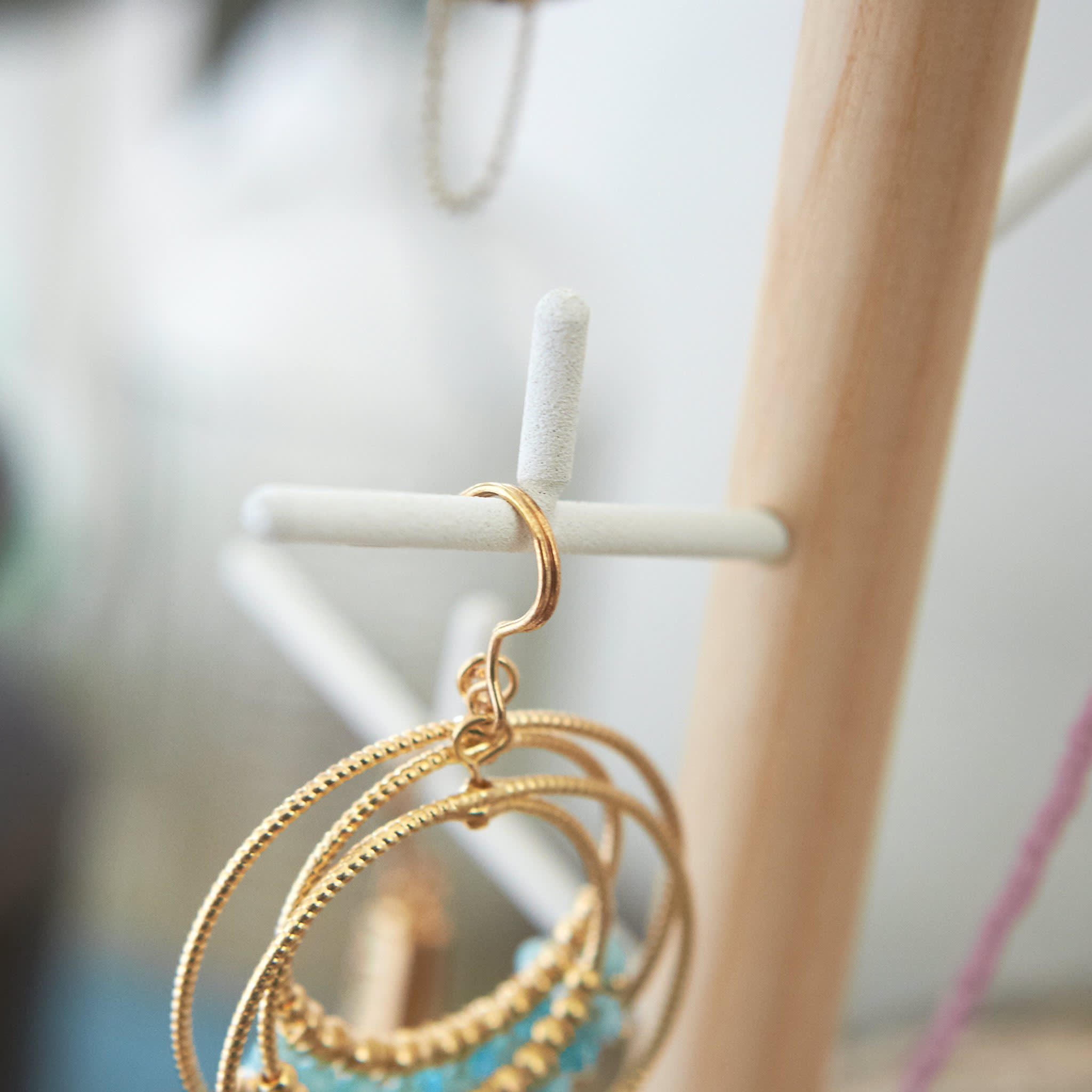 Accessory Tree : Stylish Presentation