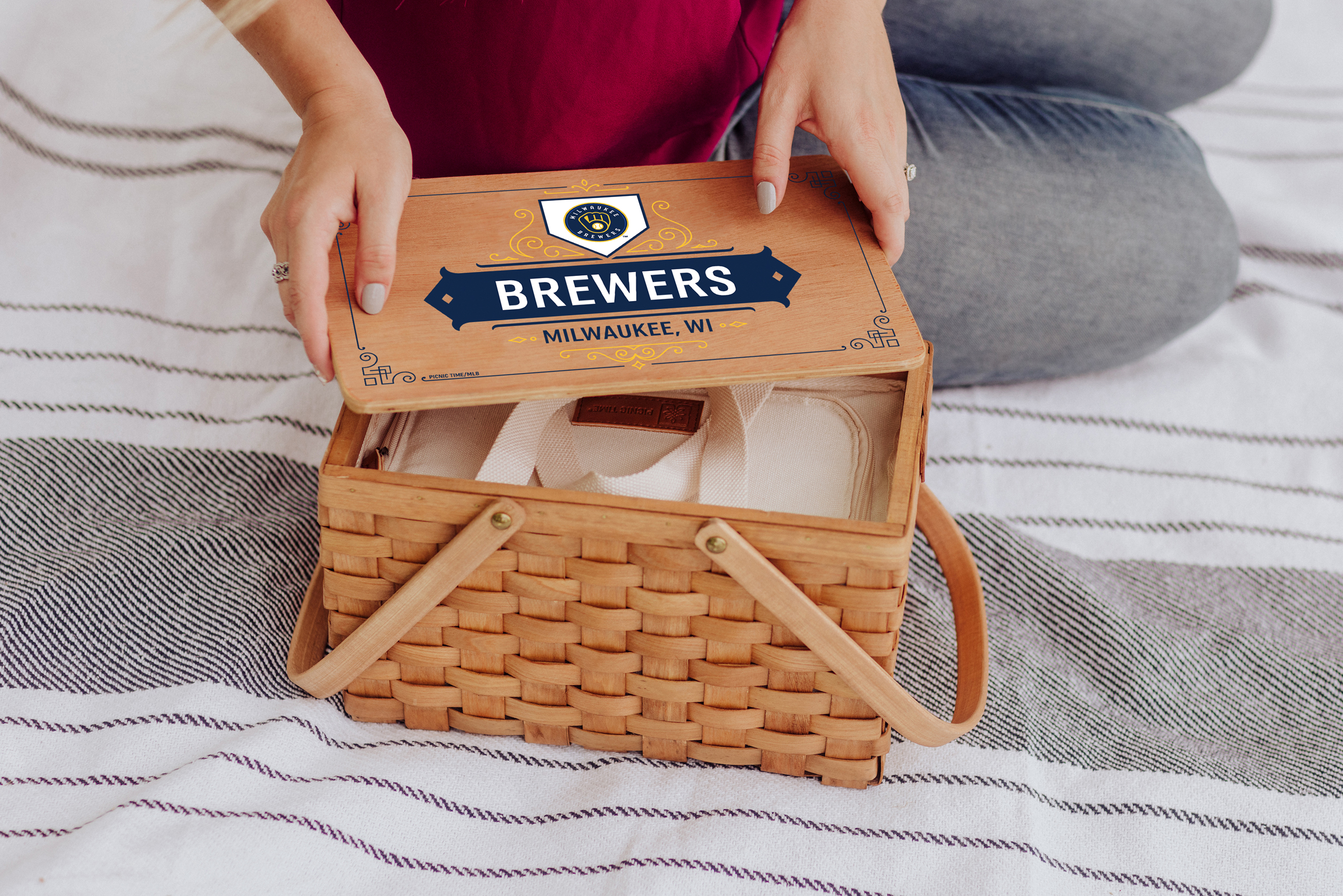 Milwaukee Brewers - Poppy Personal Picnic Basket