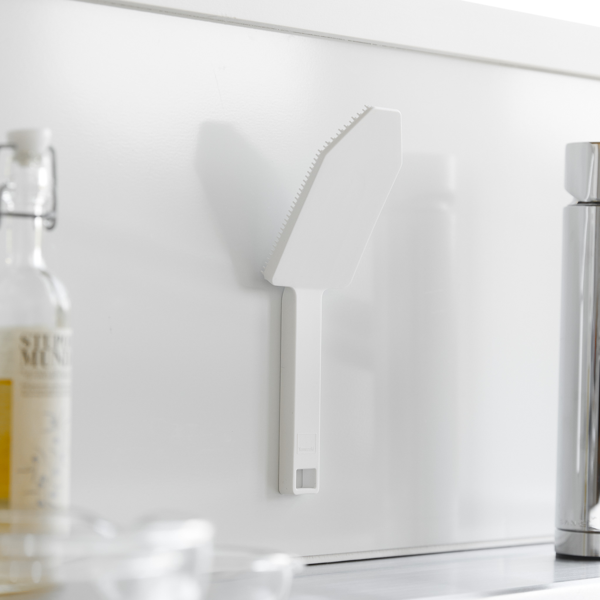 Magnetischer Silikonschwamm mit Handgriff : Intelligente Aufbewahrung