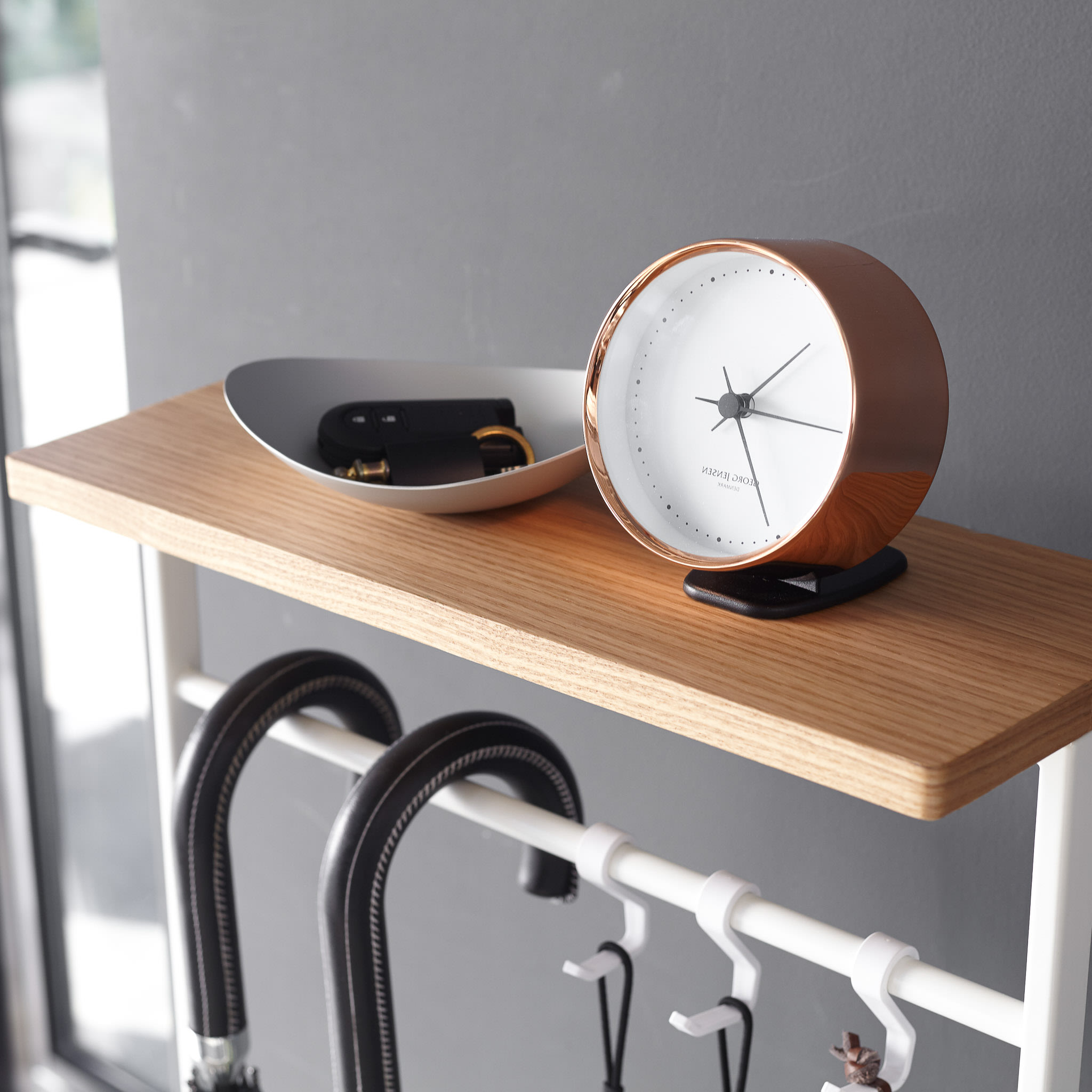 Wood-Top Hanging Umbrella Stand : Stylish Wooden Shelf