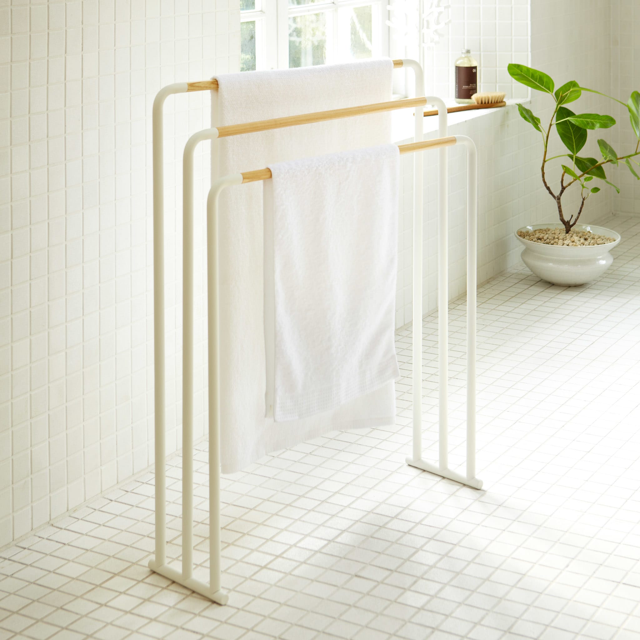 Bath Towel Hanger : Minimalist and Stylish