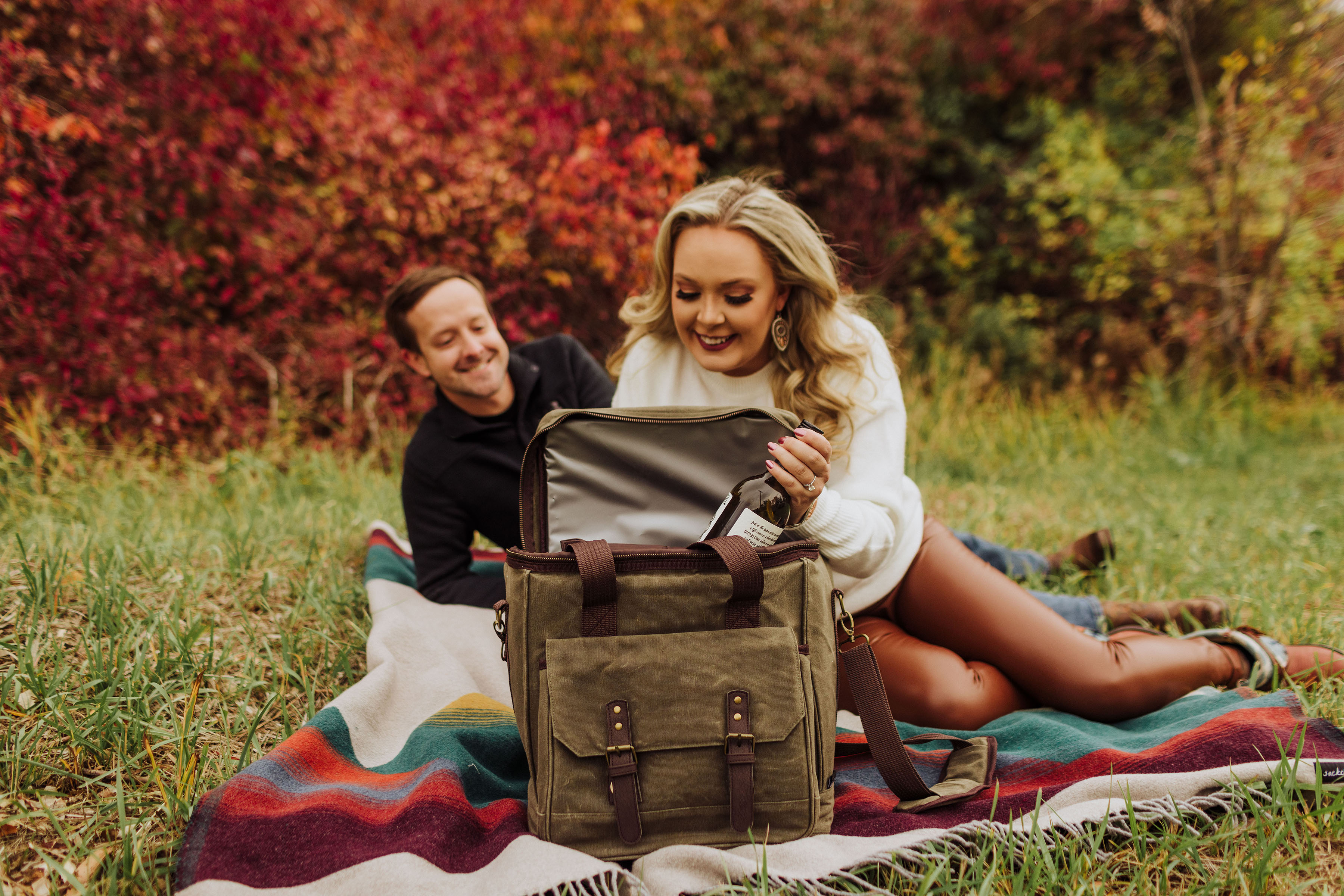 Weekender 6 Bottle Insulated Wine Bag