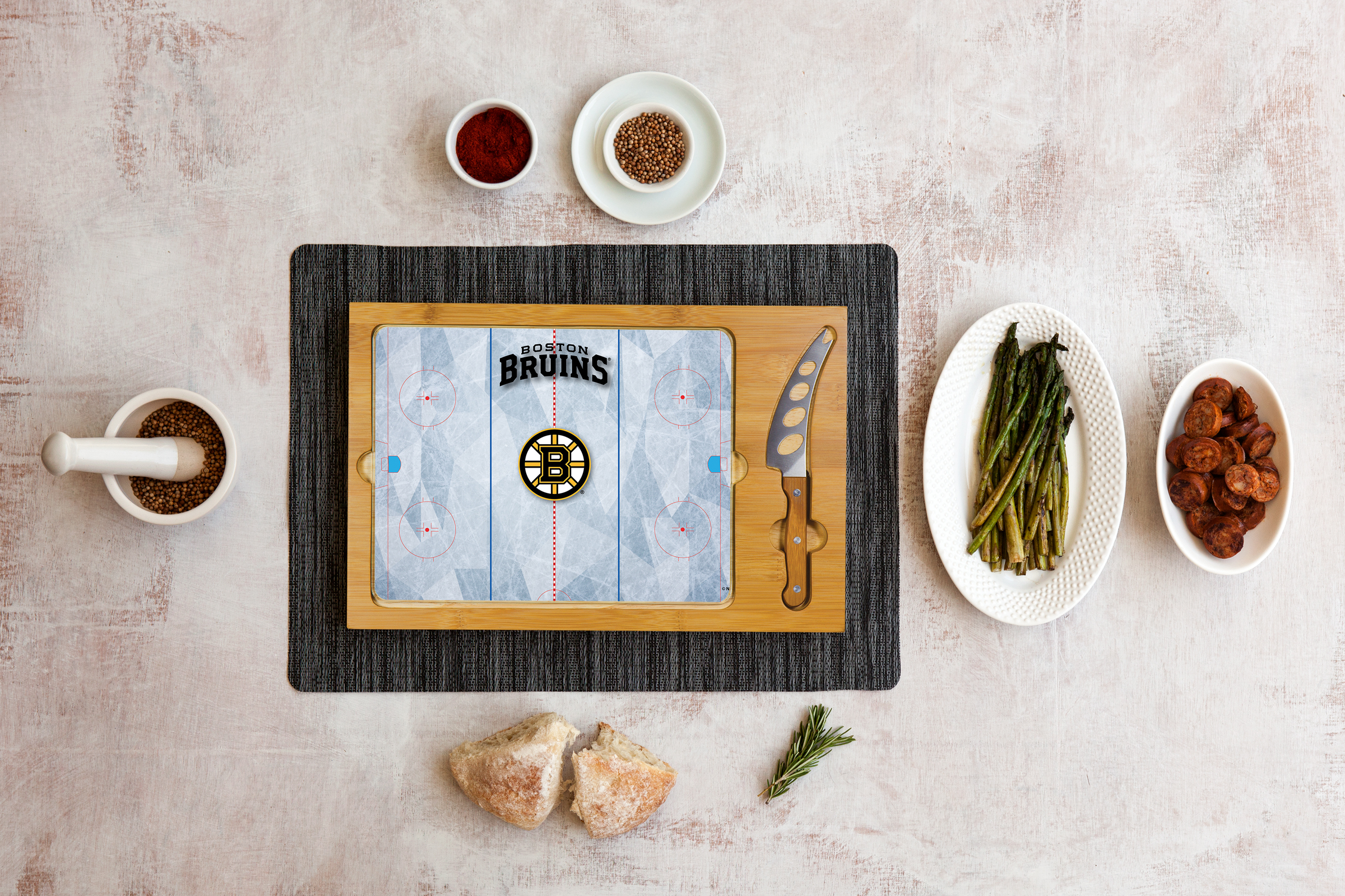 Boston Bruins Hockey Rink - Icon Glass Top Cutting Board & Knife Set