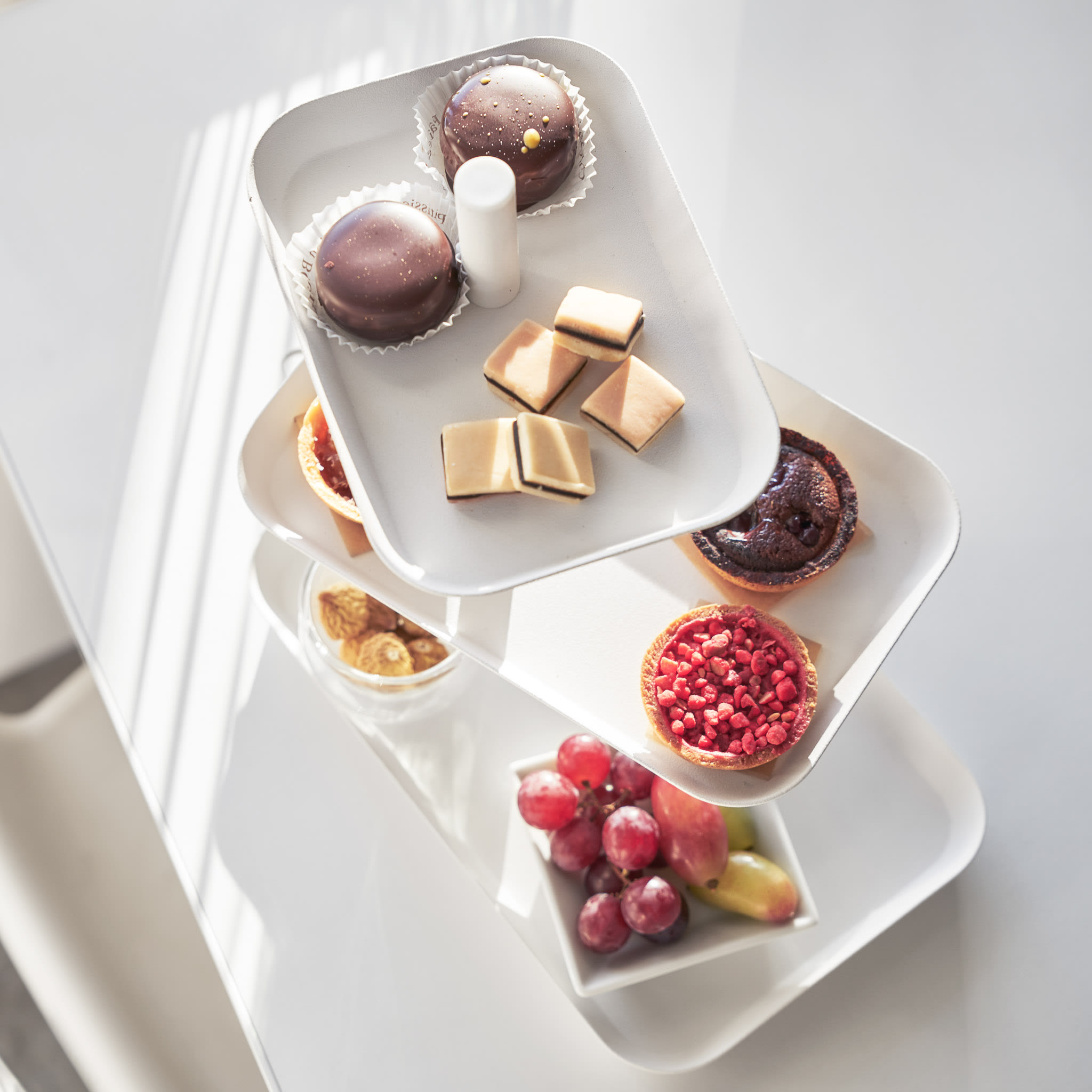 3-Tiered Serving Stand with Rotatable Trays : Versatile Use