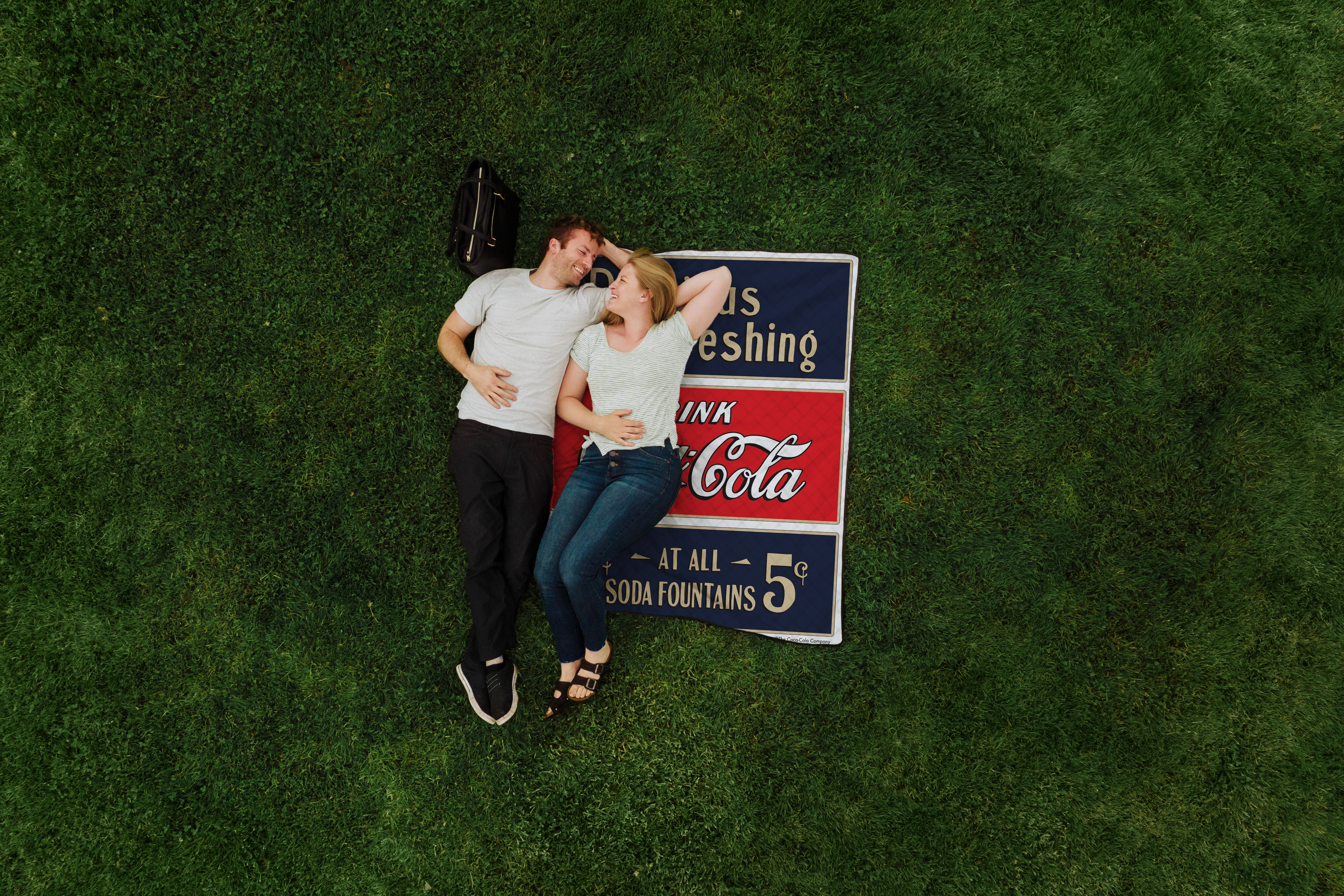 Coca-Cola - Impresa Picnic Blanket