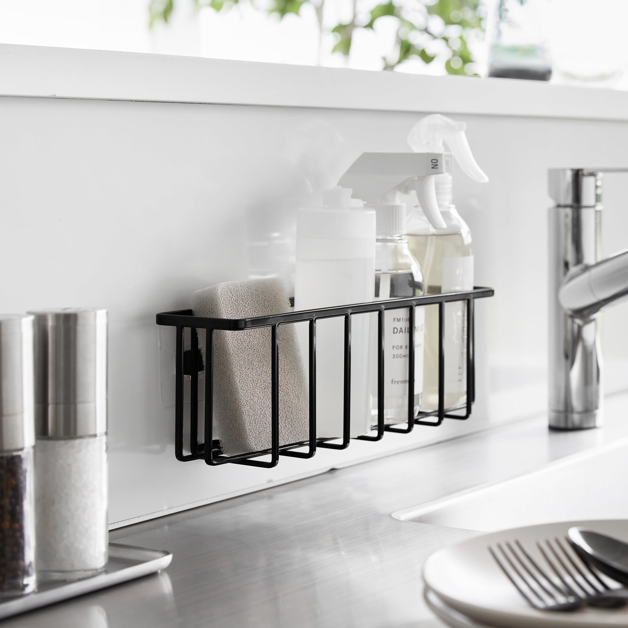 Film Hook Multi-Use Basket L : Floating Storage