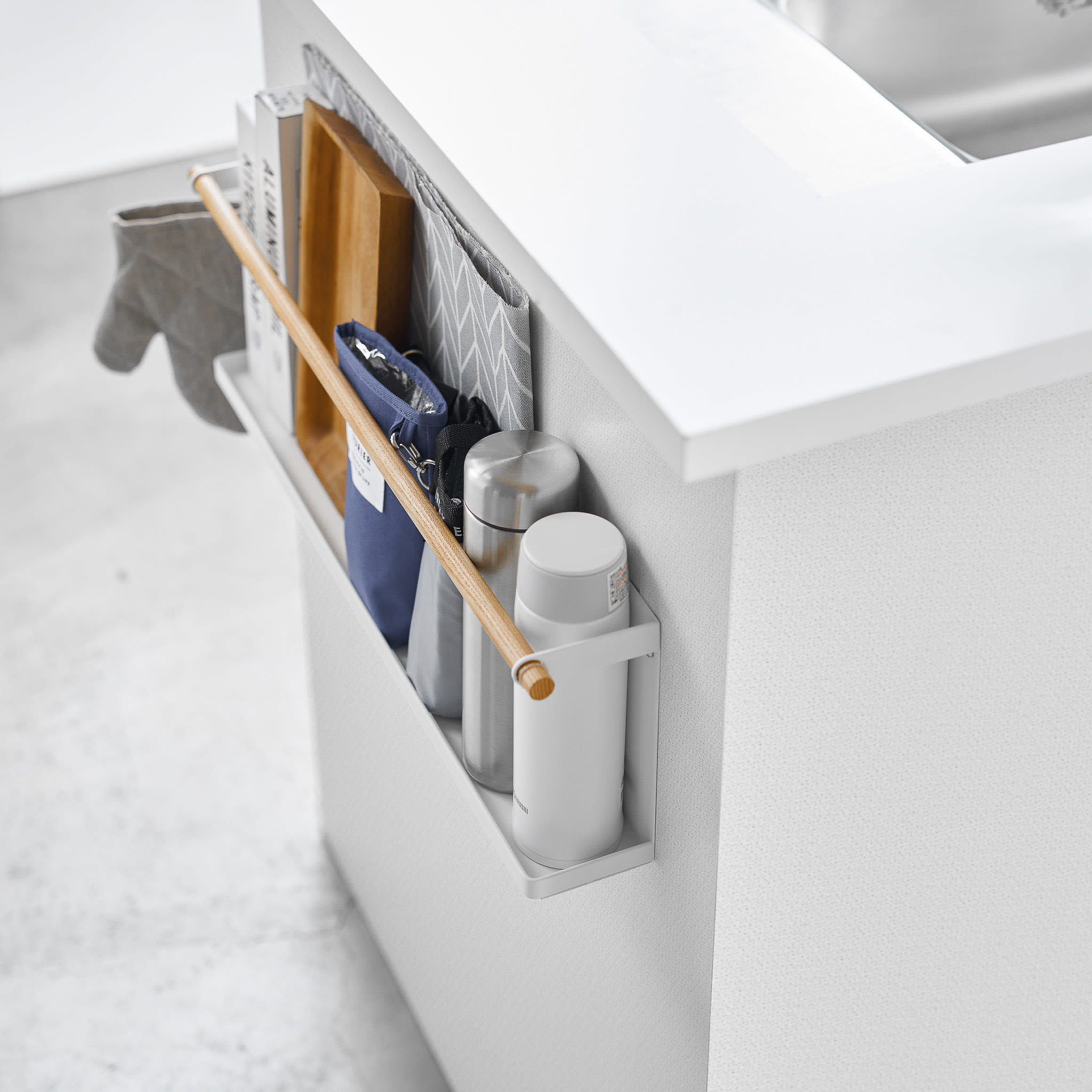 Wall-Mounted Rack : Space-Saving Design