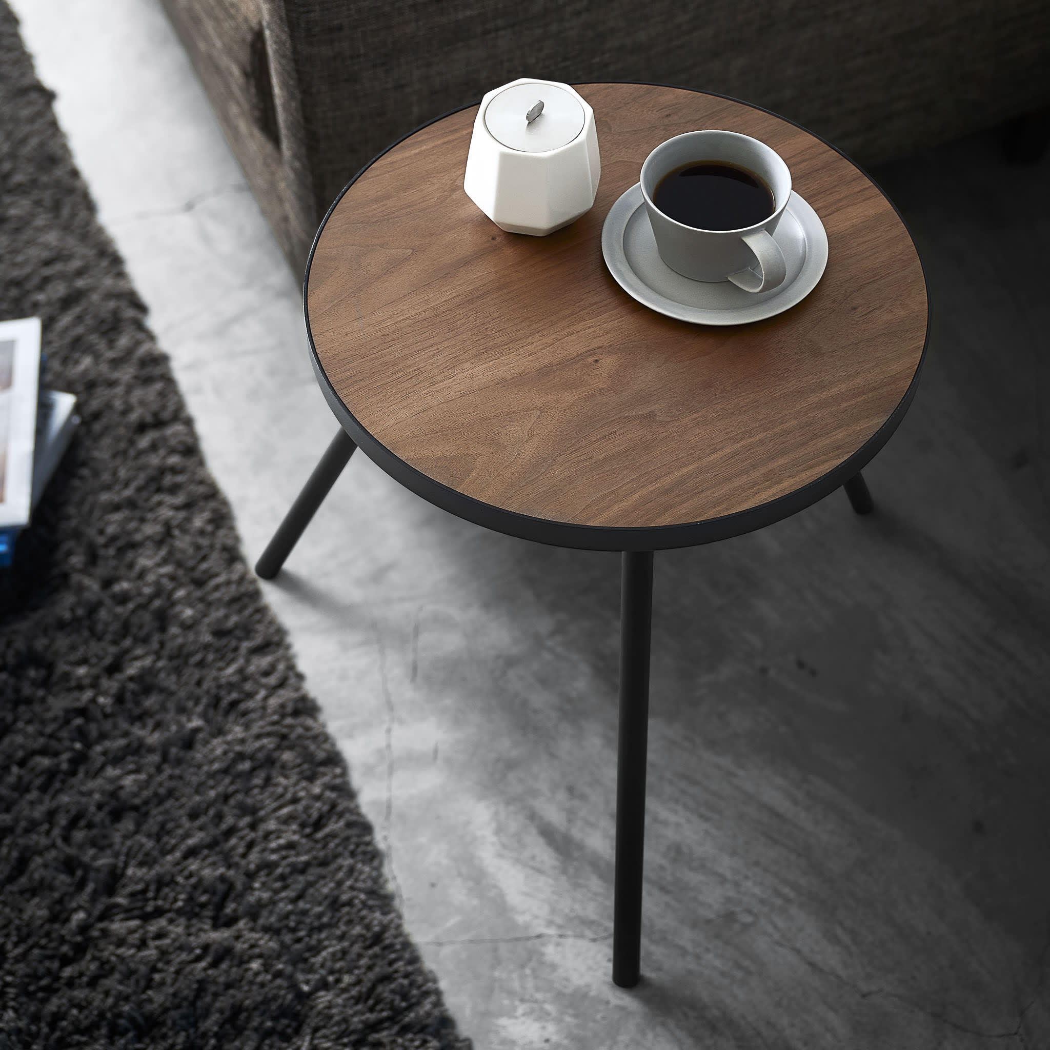 Side Table Round : Multifunctional Use