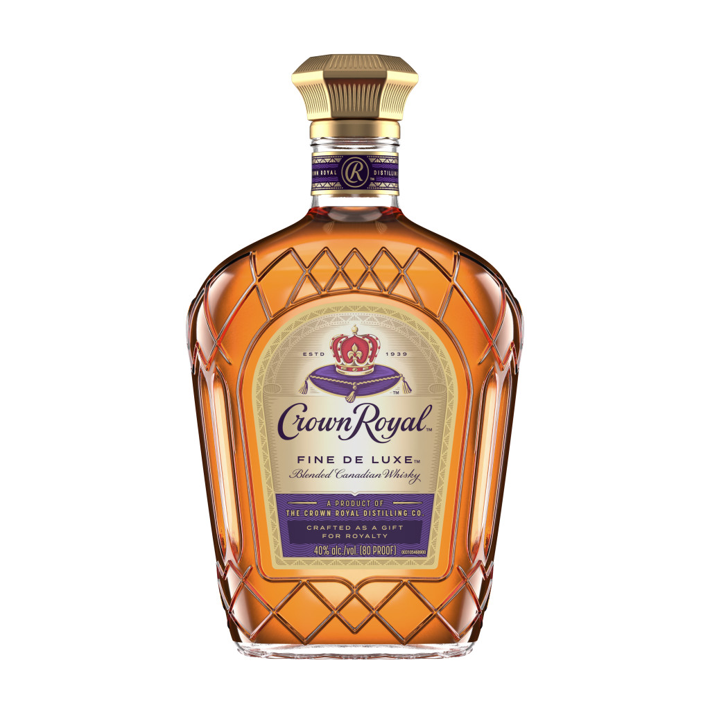 CROWN ROYAL® DELUXE BLENDED WHISKY