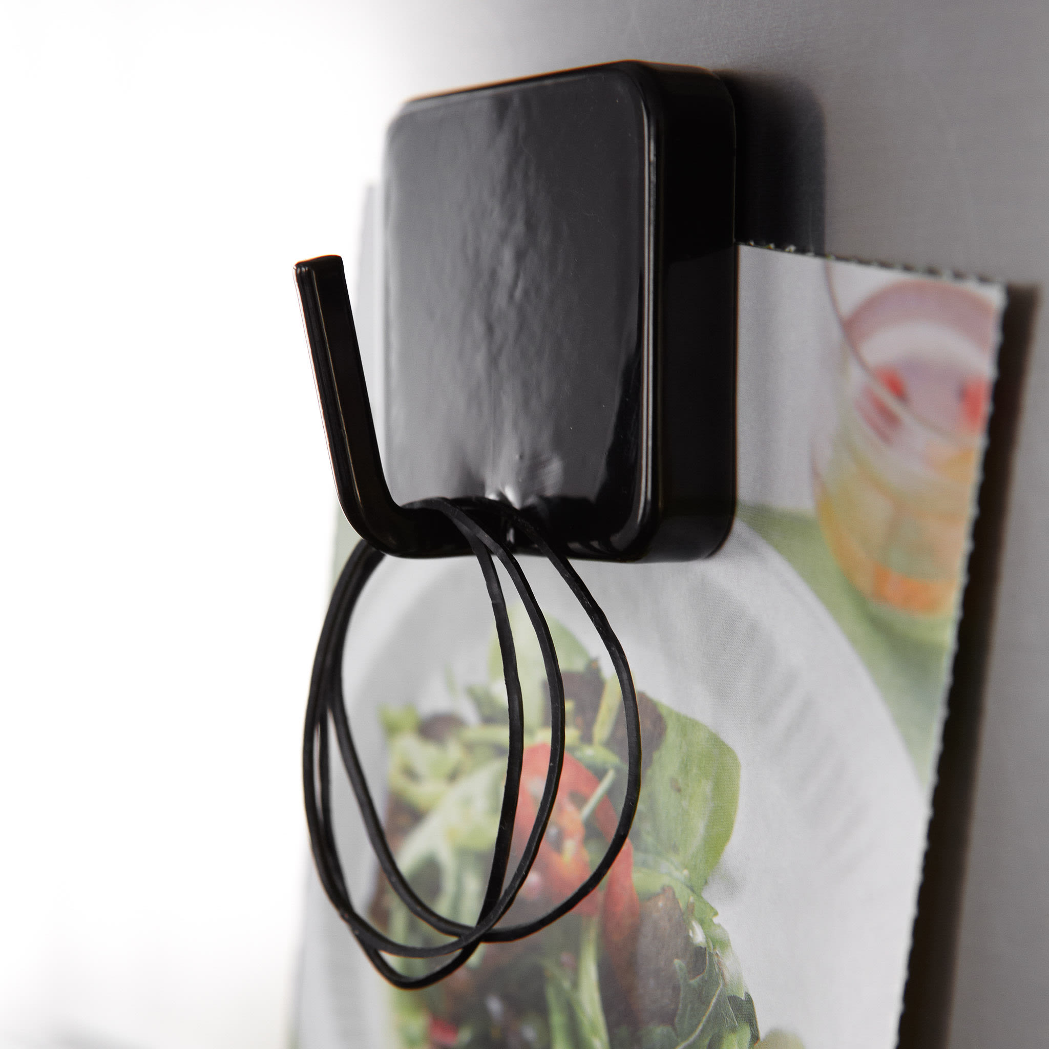 Magnetic Hook : Flexible Storage