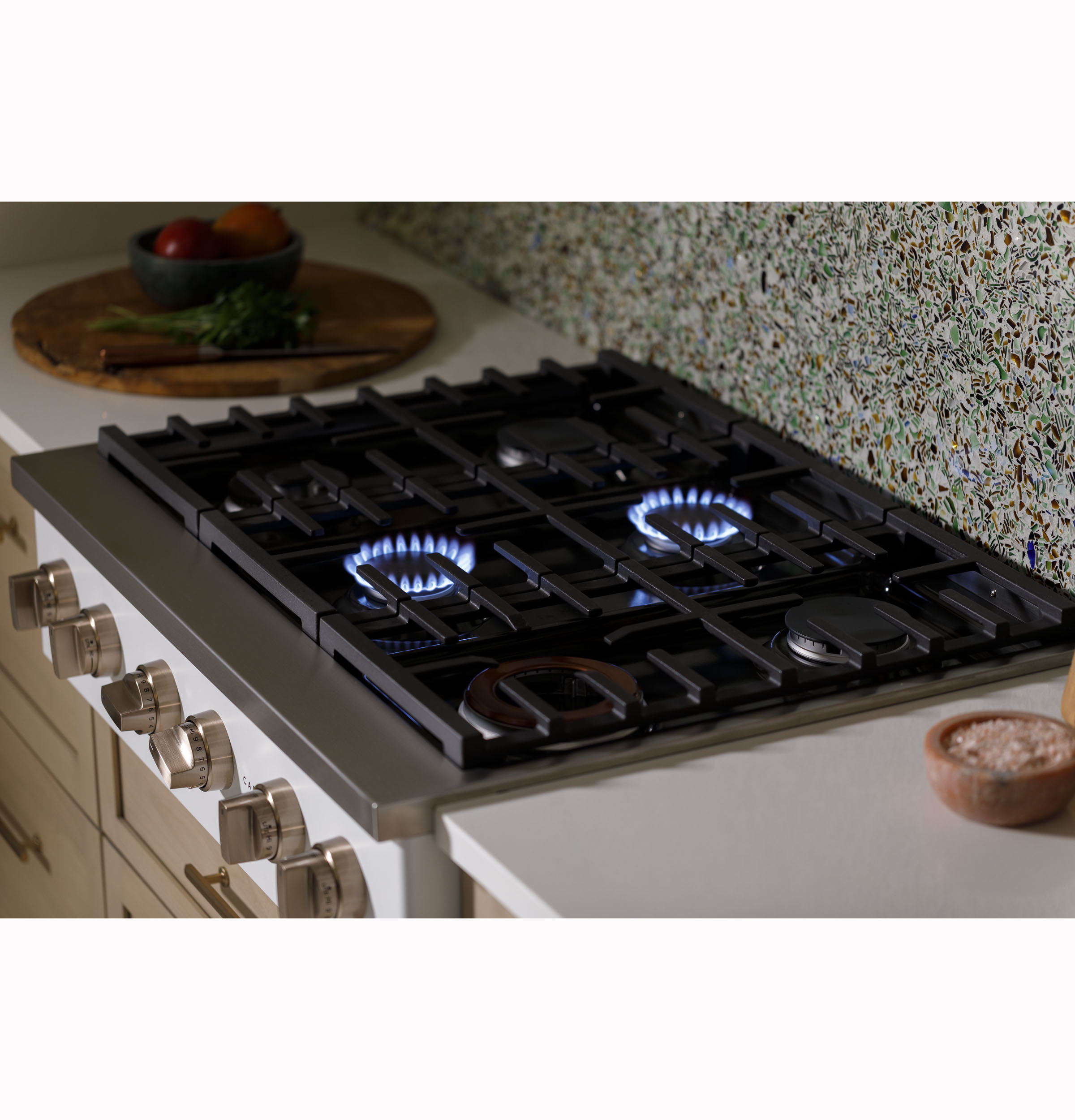 Café™ 36" Stainless Steel Gas Rangetop view 6