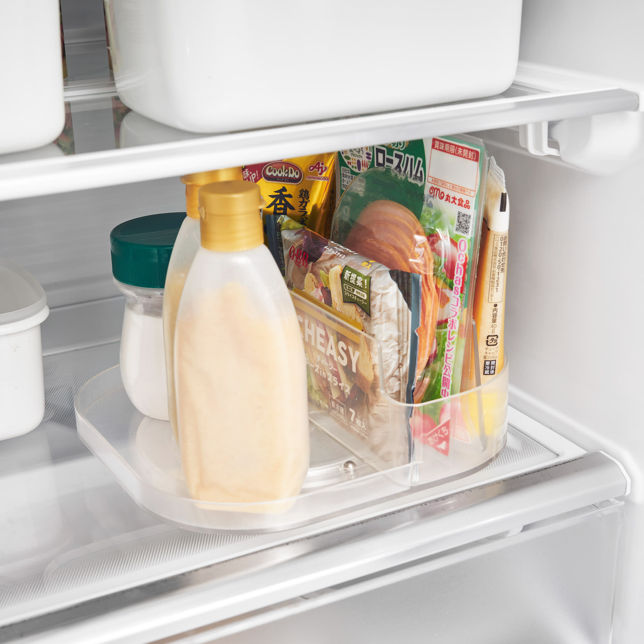 Slim Rotating Storage Tray with Compartments : User-Friendly Design