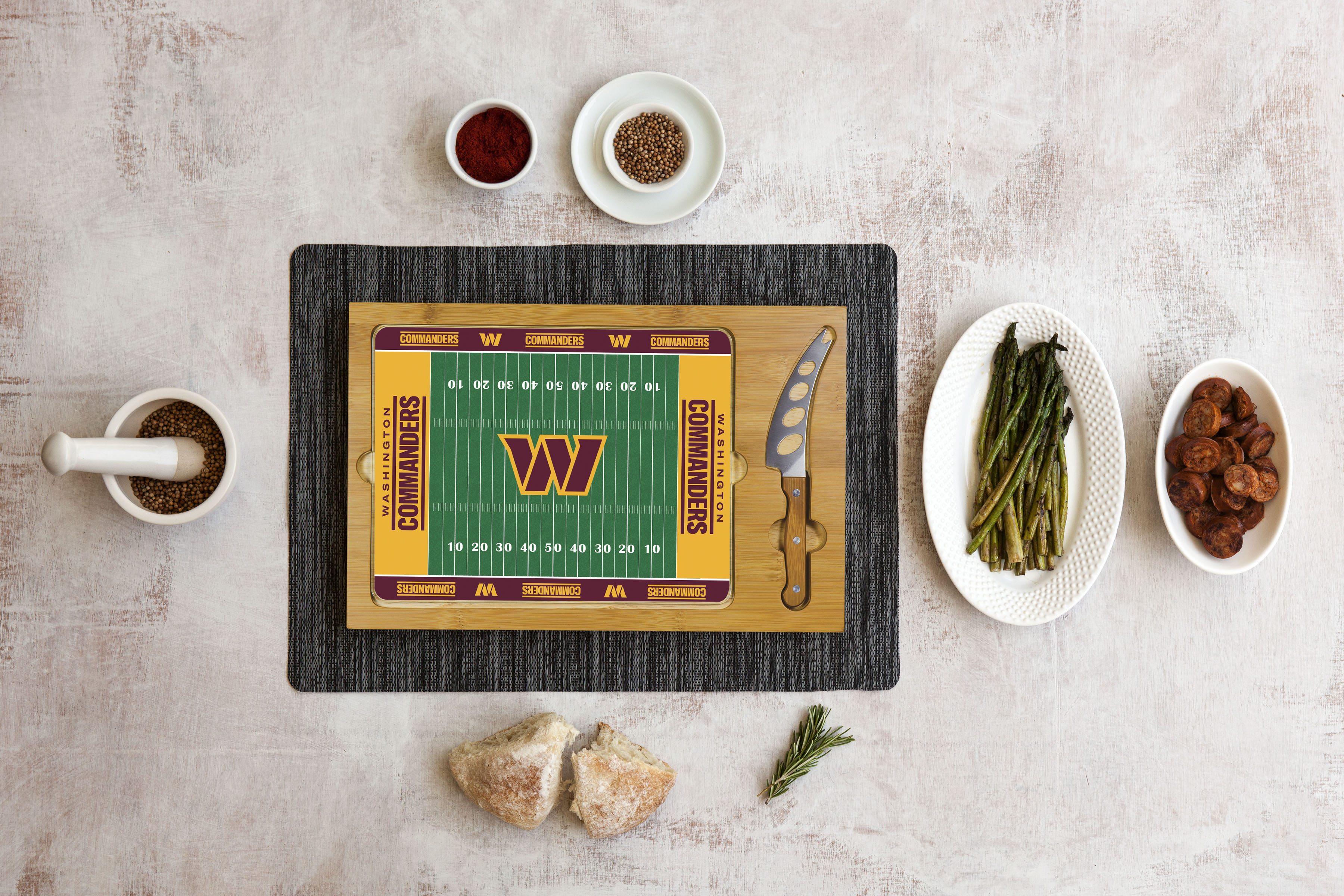 Washington Commanders Football Field - Icon Glass Top Cutting Board & Knife Set