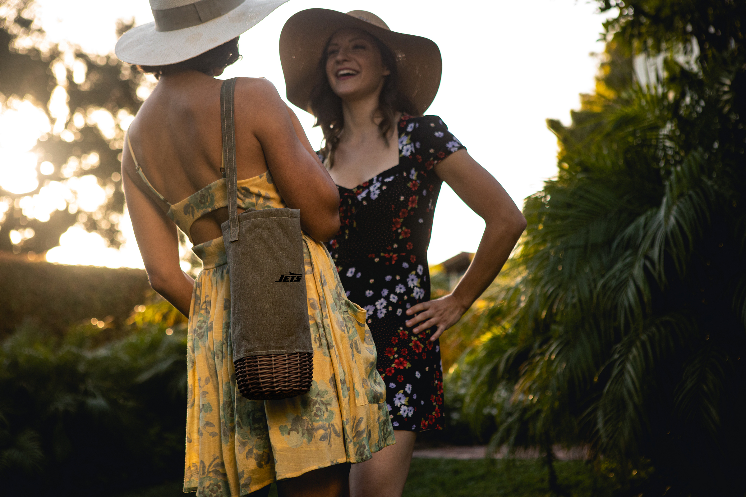 New York Jets - Malbec Insulated Canvas and Willow Wine Bottle Basket