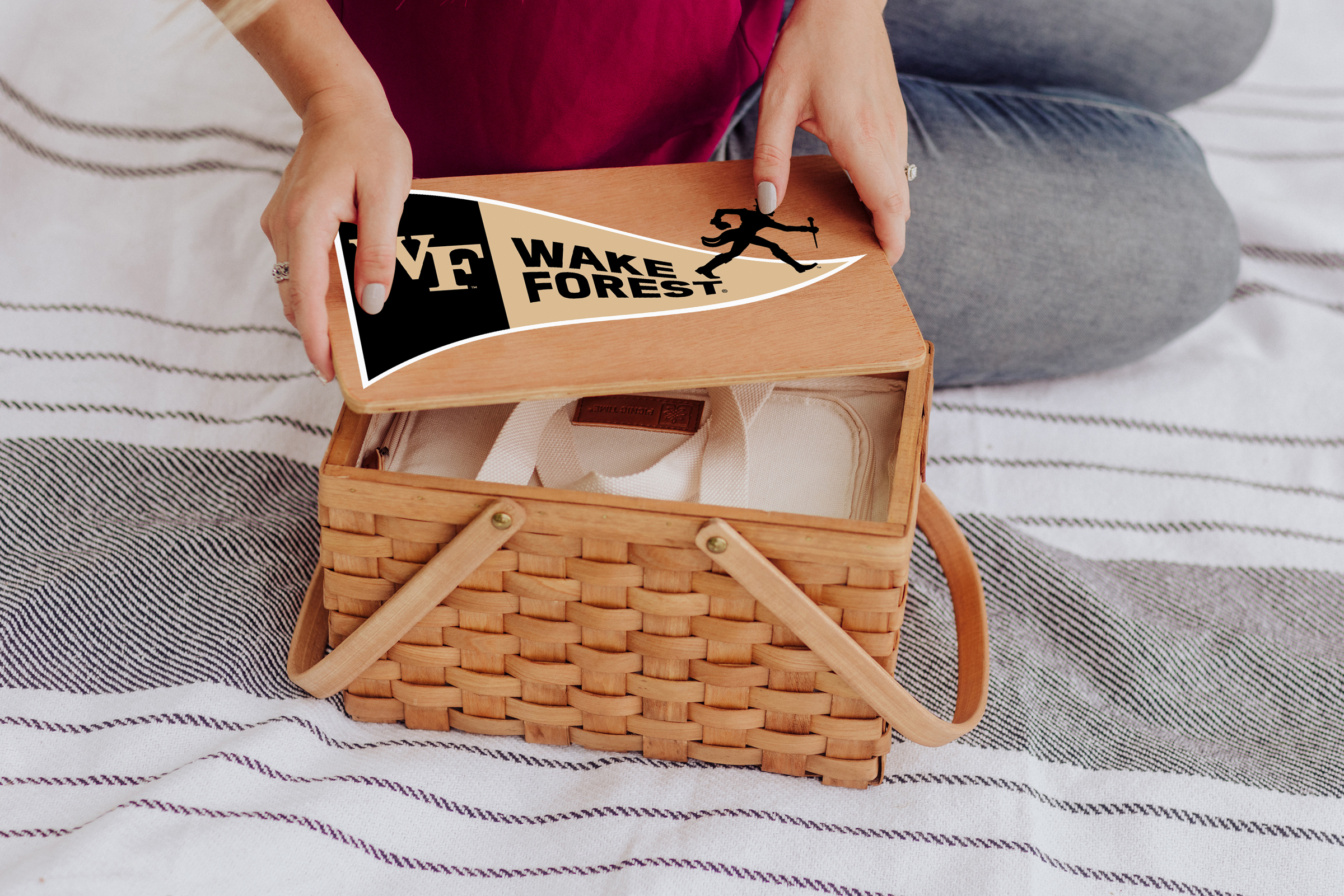 Wake Forest Demon Deacons - Poppy Personal Picnic Basket