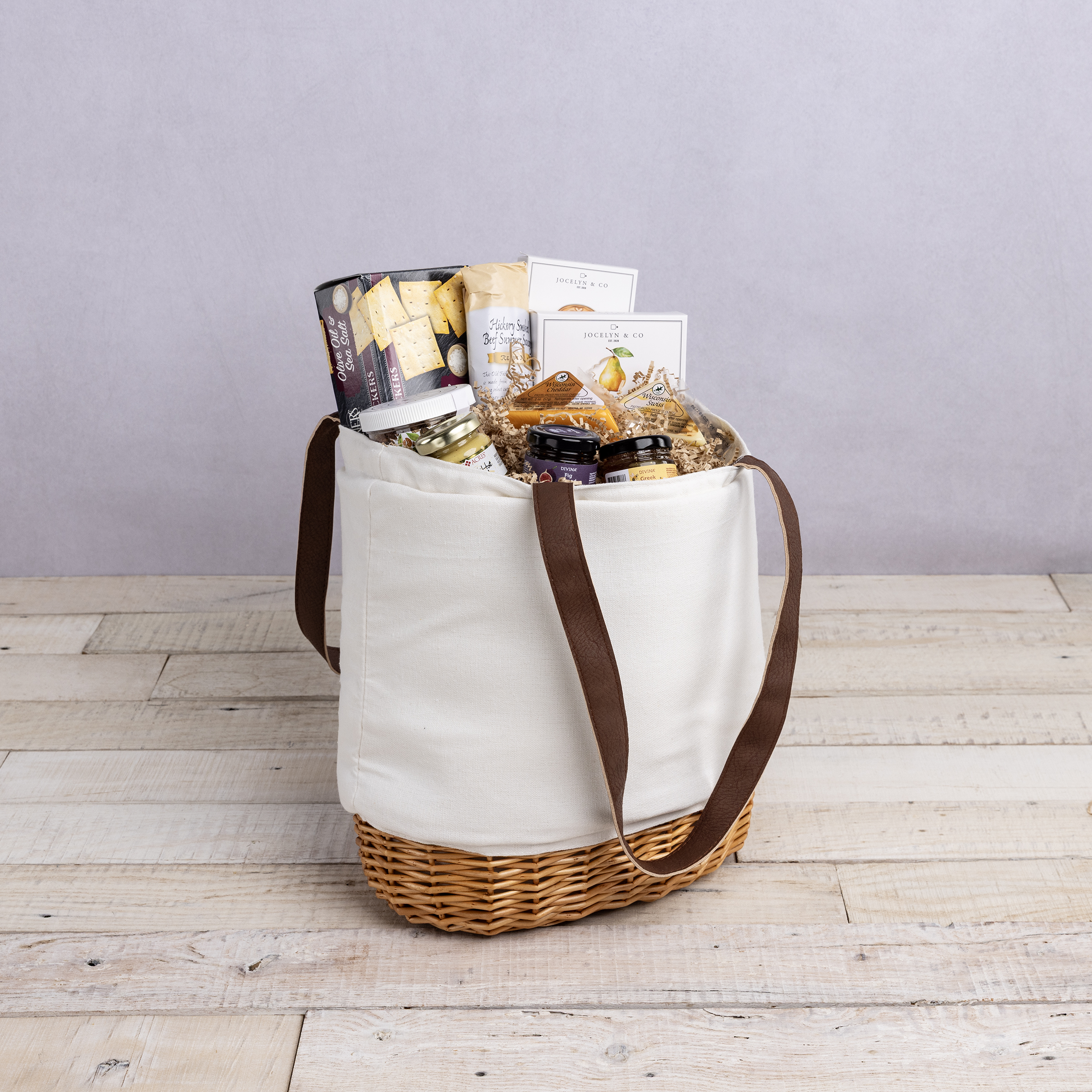 Pico Lunch Basket with Gourmet Gift Pack