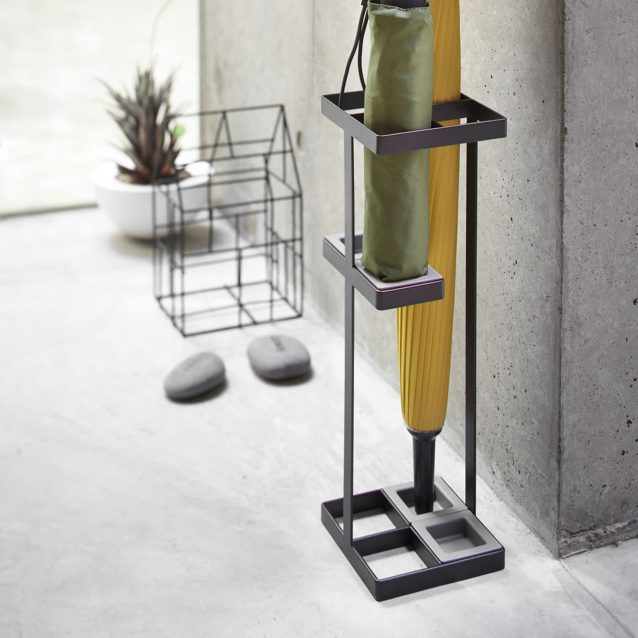 Umbrella Stand : Ideal for Small Spaces