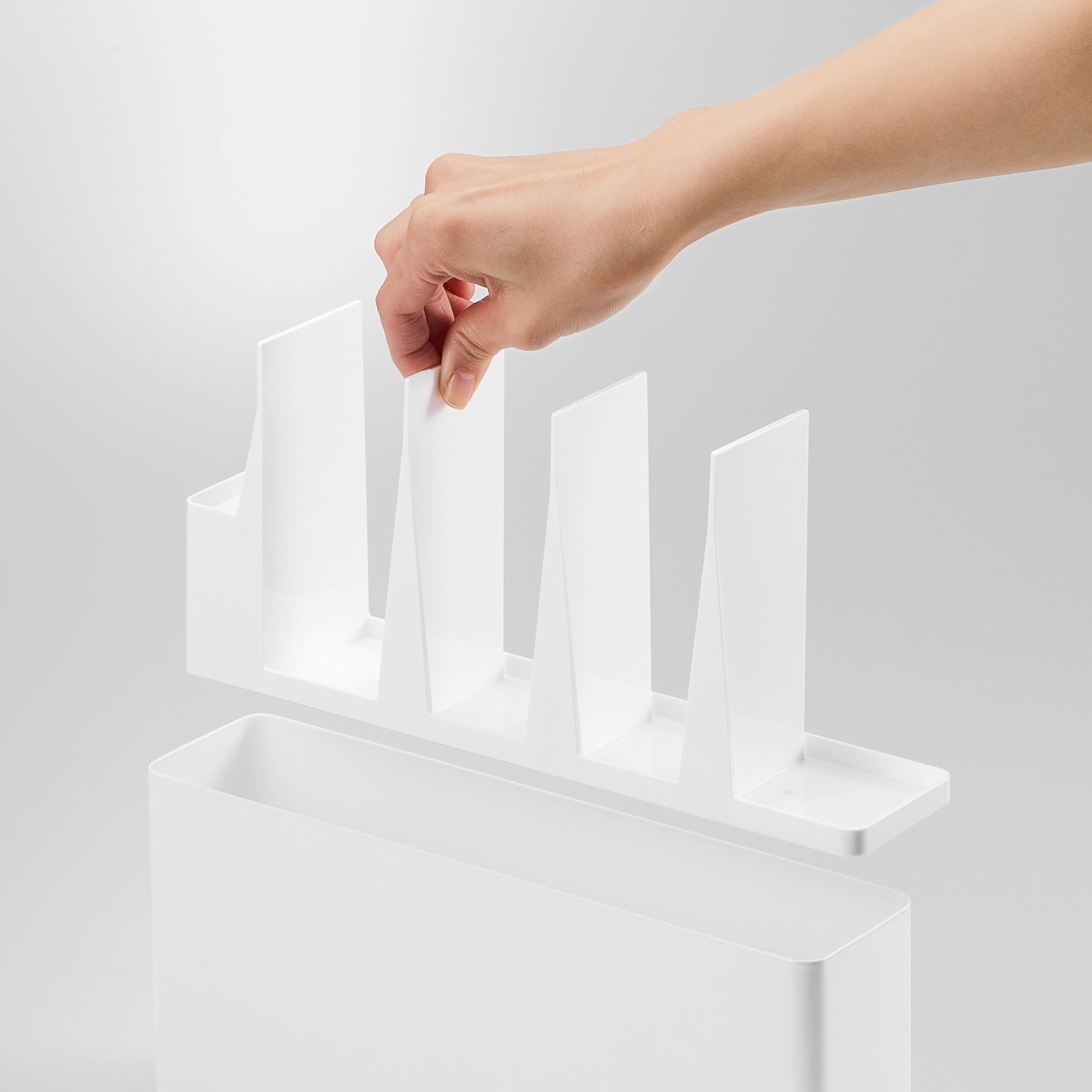 Kitchen Tool & Cutting Board Holder : Easy to Clean