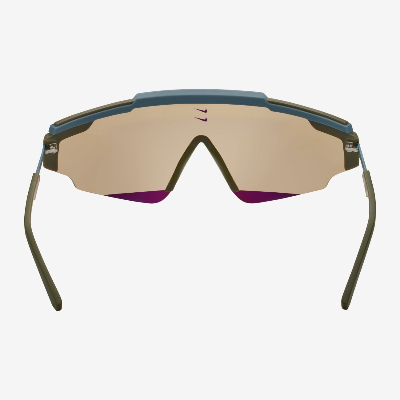 Nike Marquee Edge Mirrored Lifestyle Image