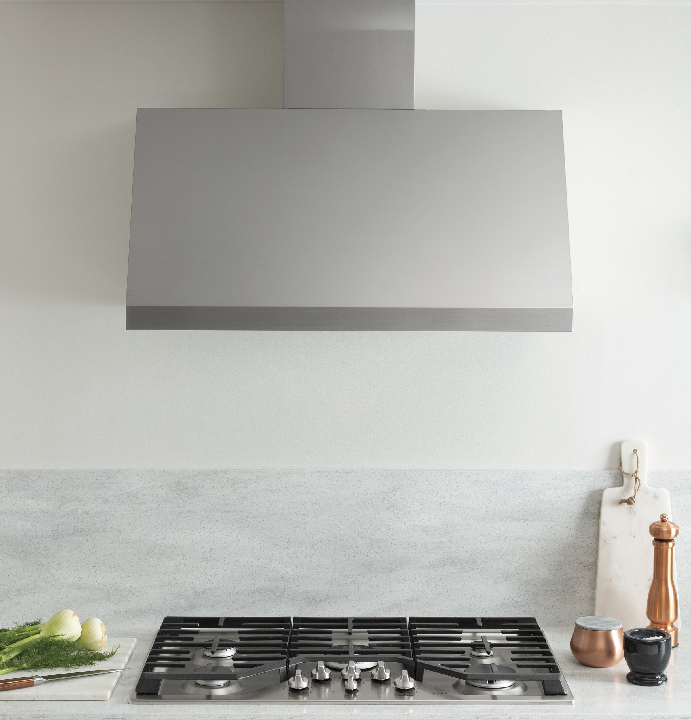 36" Width — Gas Cktp — 5 Burners — 20,000 BTU Tri-Ring Power Boil Burner — Cast Iron Griddle Incl — ADA Compliant — Not Connectable view 5