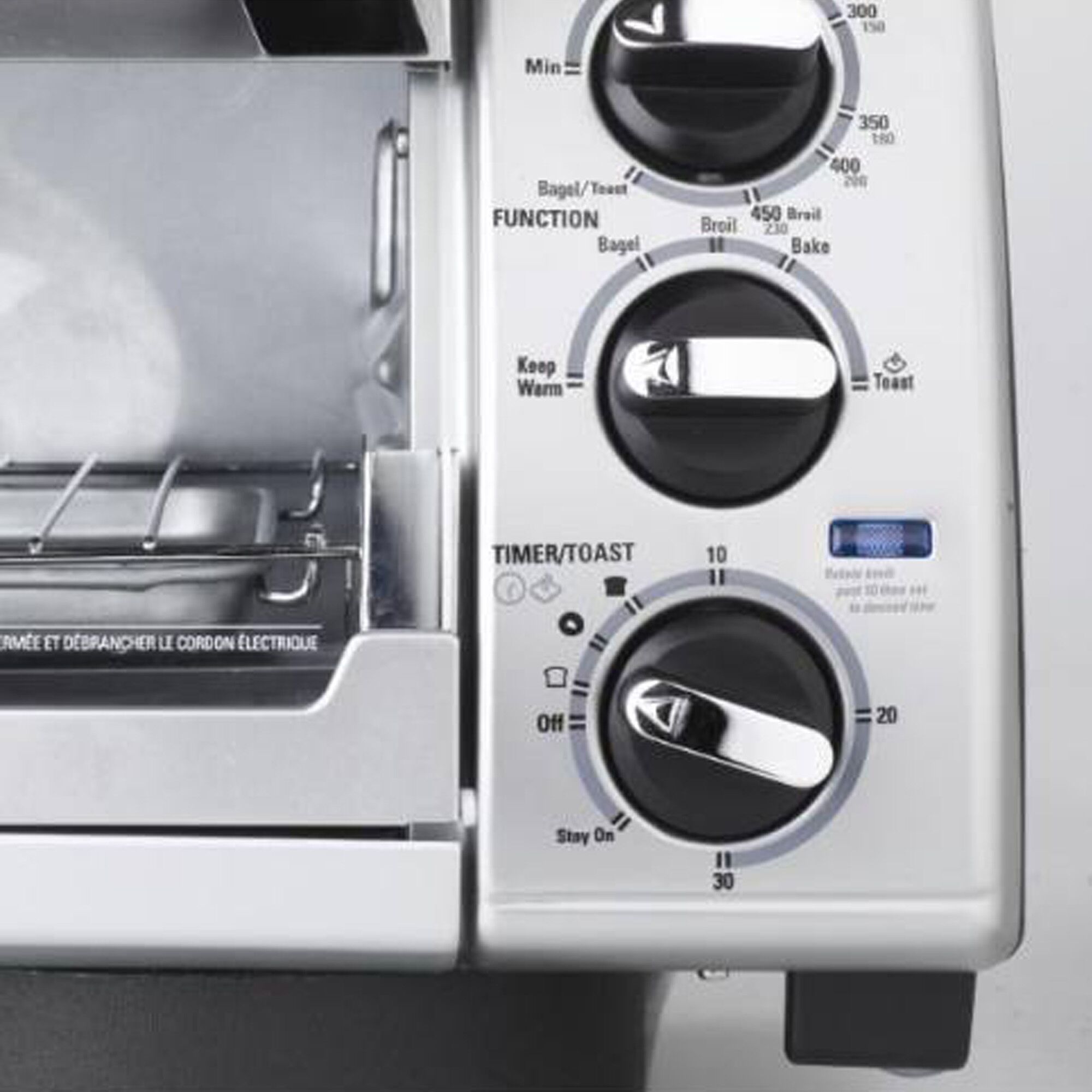 Countertop Toaster Oven timer dial.