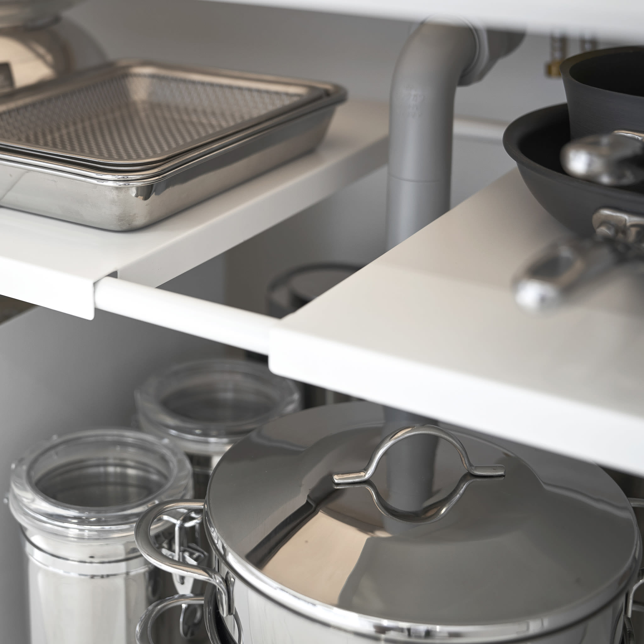 2-Tiered Extendable Under-Sink Organizer : Optimal Use of Space