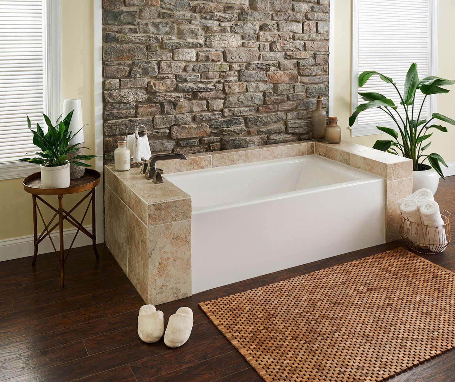 6032SMIN 60 x 32 AcrylX Alcove Right-Hand Drain Bathtub in White view 4