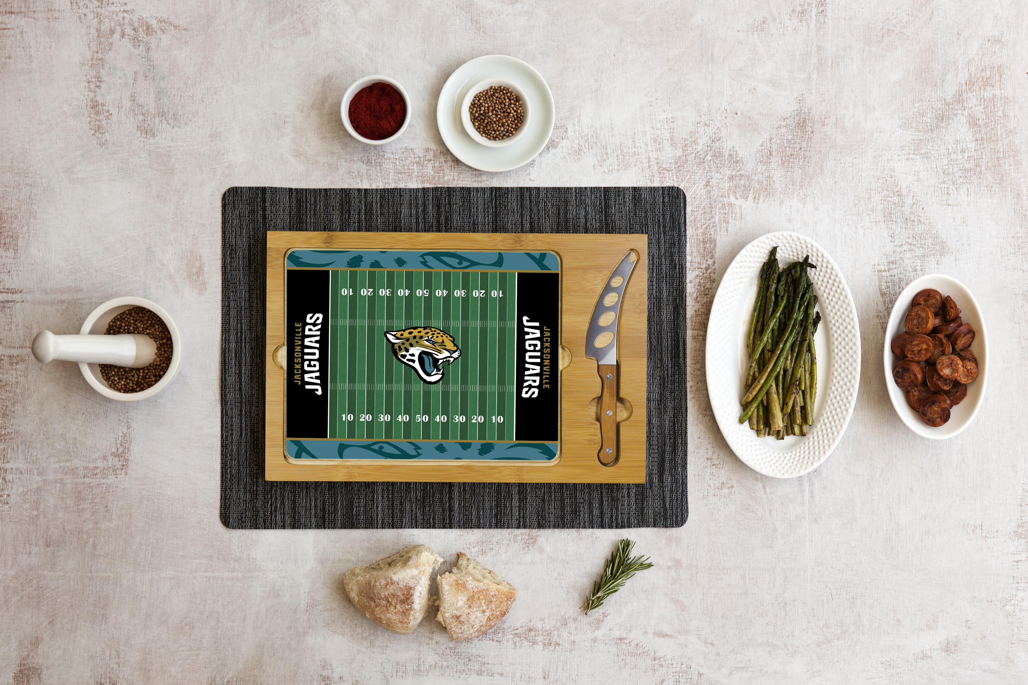 Jacksonville Jaguars Football Field - Icon Glass Top Cutting Board & Knife Set