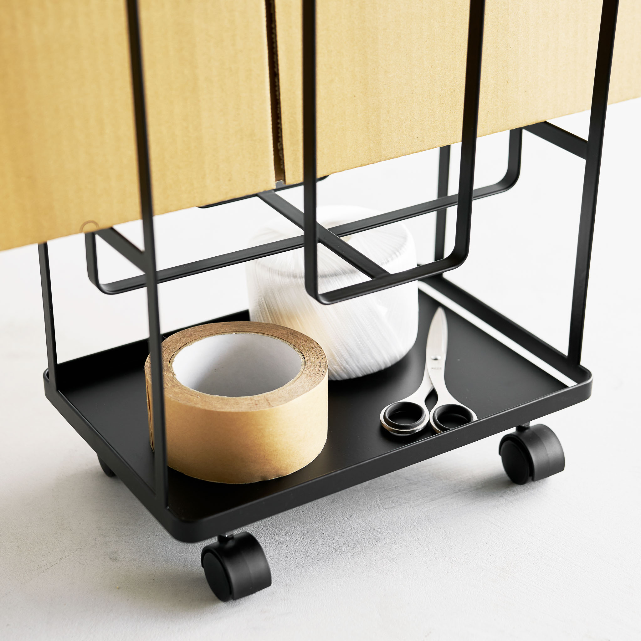Cardboard Organizer : Storage Area