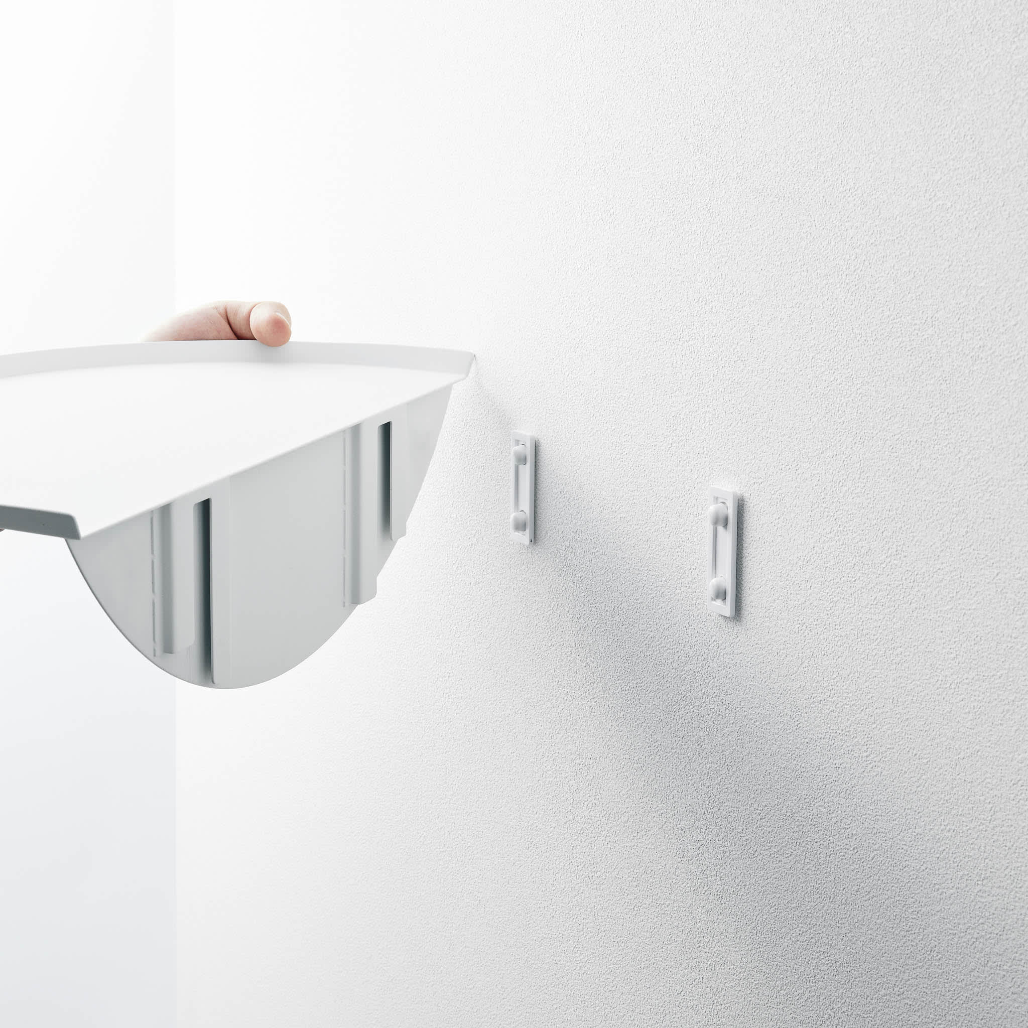 Wandregal rund : Befestigung mit Gipskartonstiften oder Holzschrauben