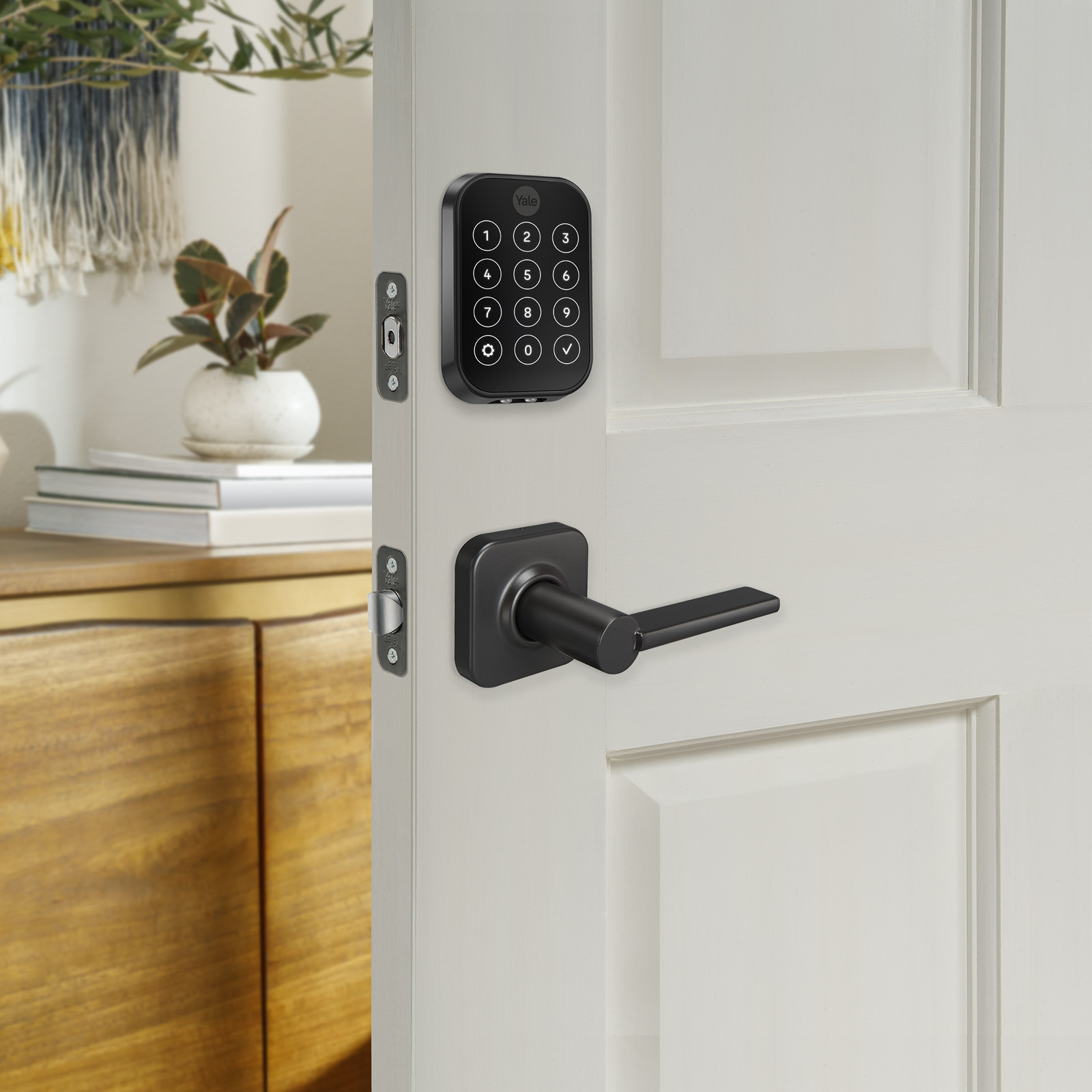 Yale Assure Lock 2 Touch with Wi-Fi and Valdosta Lever- Key-Free