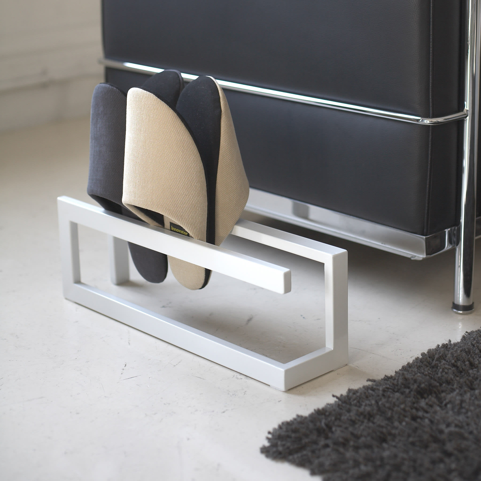 Slipper Rack : Simple and Durable