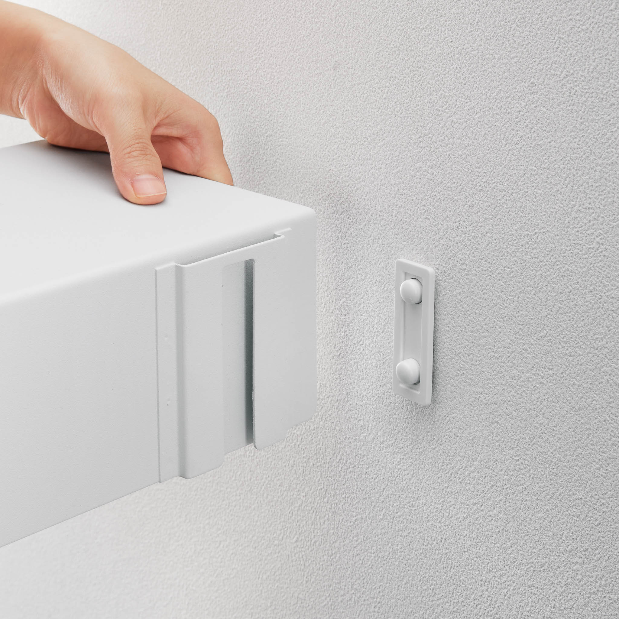 Wall-Mounted Shelf with Magnetic Panel (50 cm) : Easy Wall Mounting