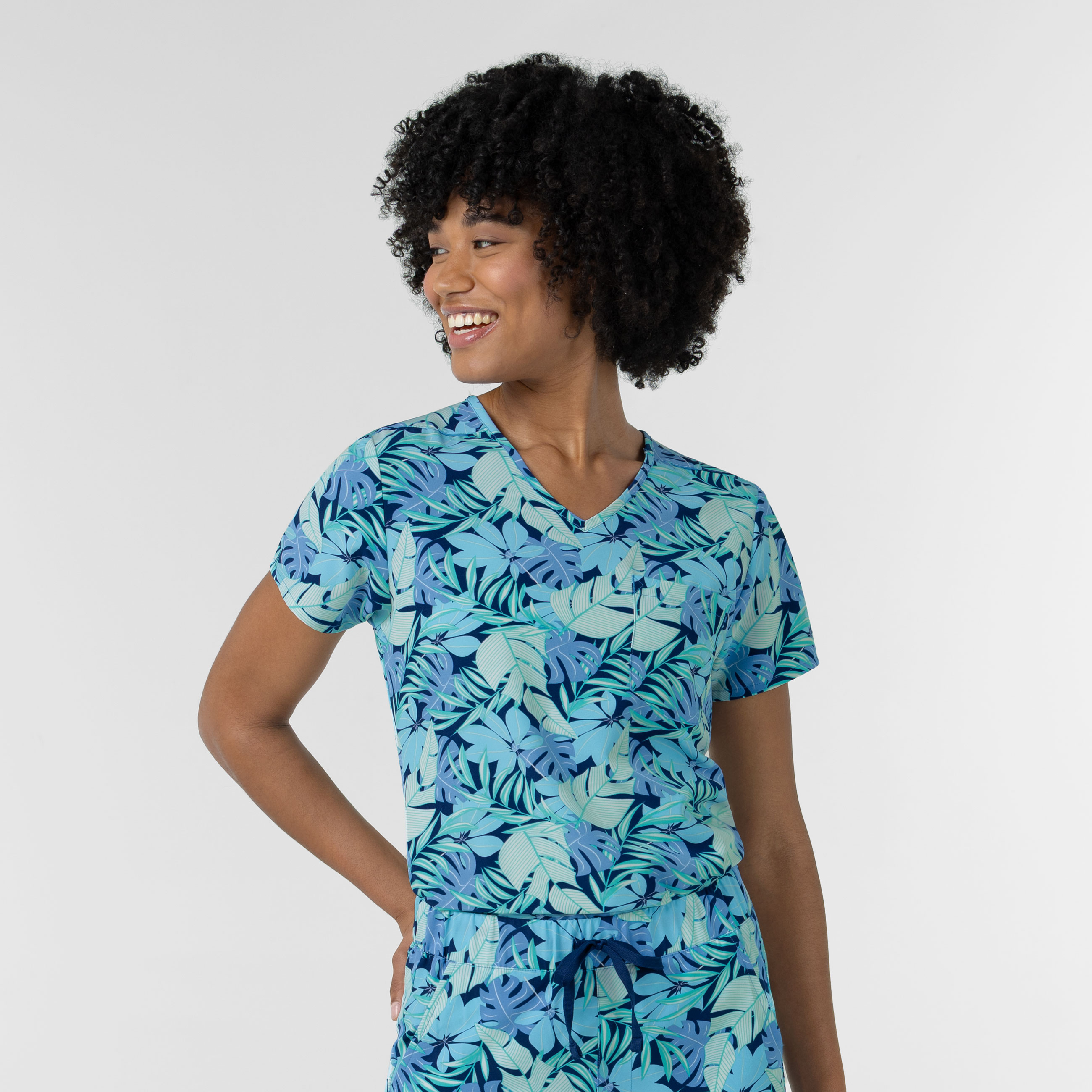 Women&#39;s 1&#45;Pocket Tuck&#45;in Print Scrub Top-Wonder Wink