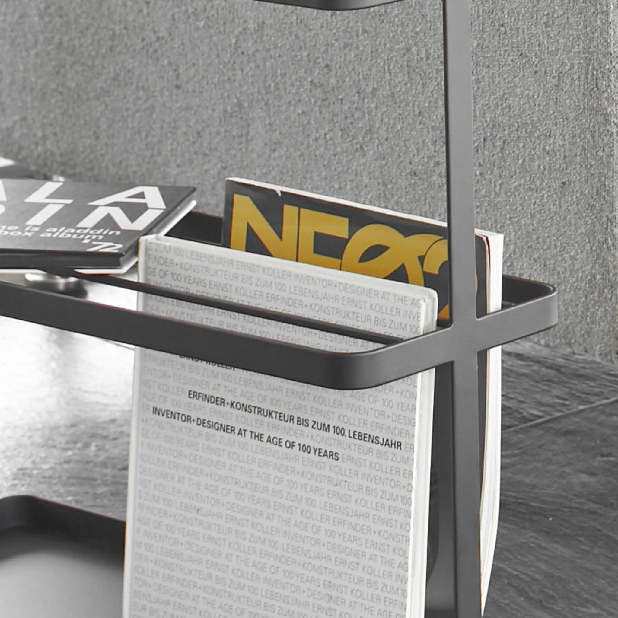 Side Table : Flexible Grid Shelf