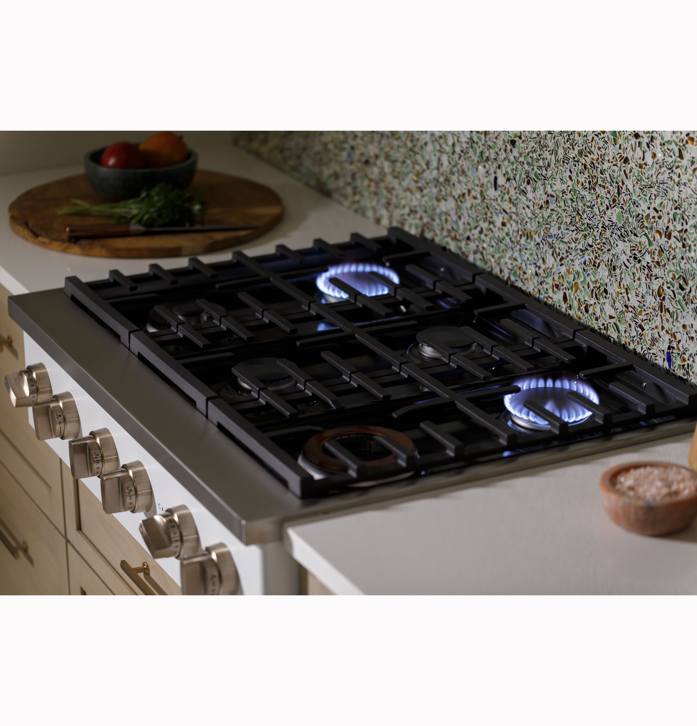 Café™ 36" Stainless Steel Gas Rangetop view 4