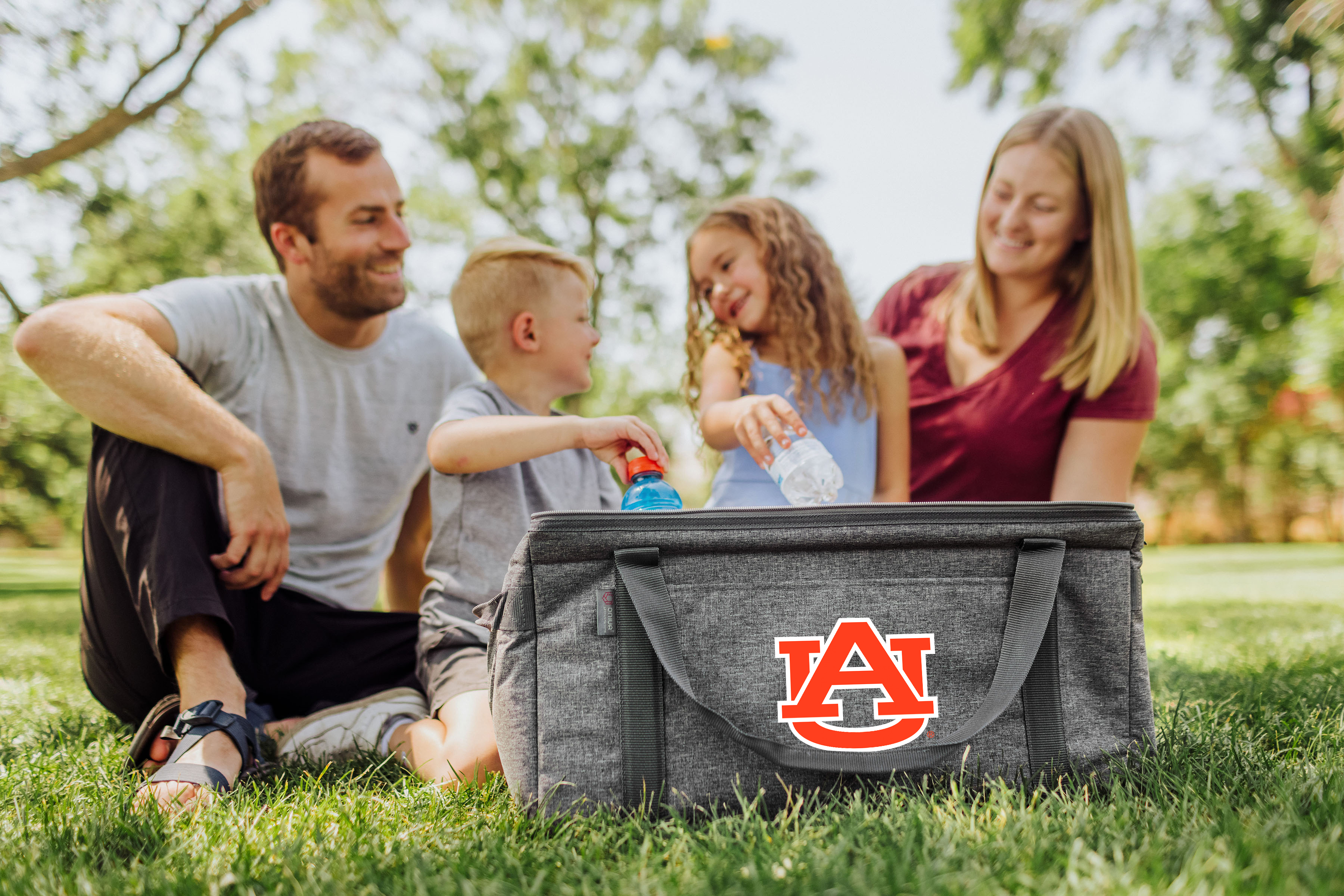 Auburn Tigers - 64 Can Collapsible Cooler
